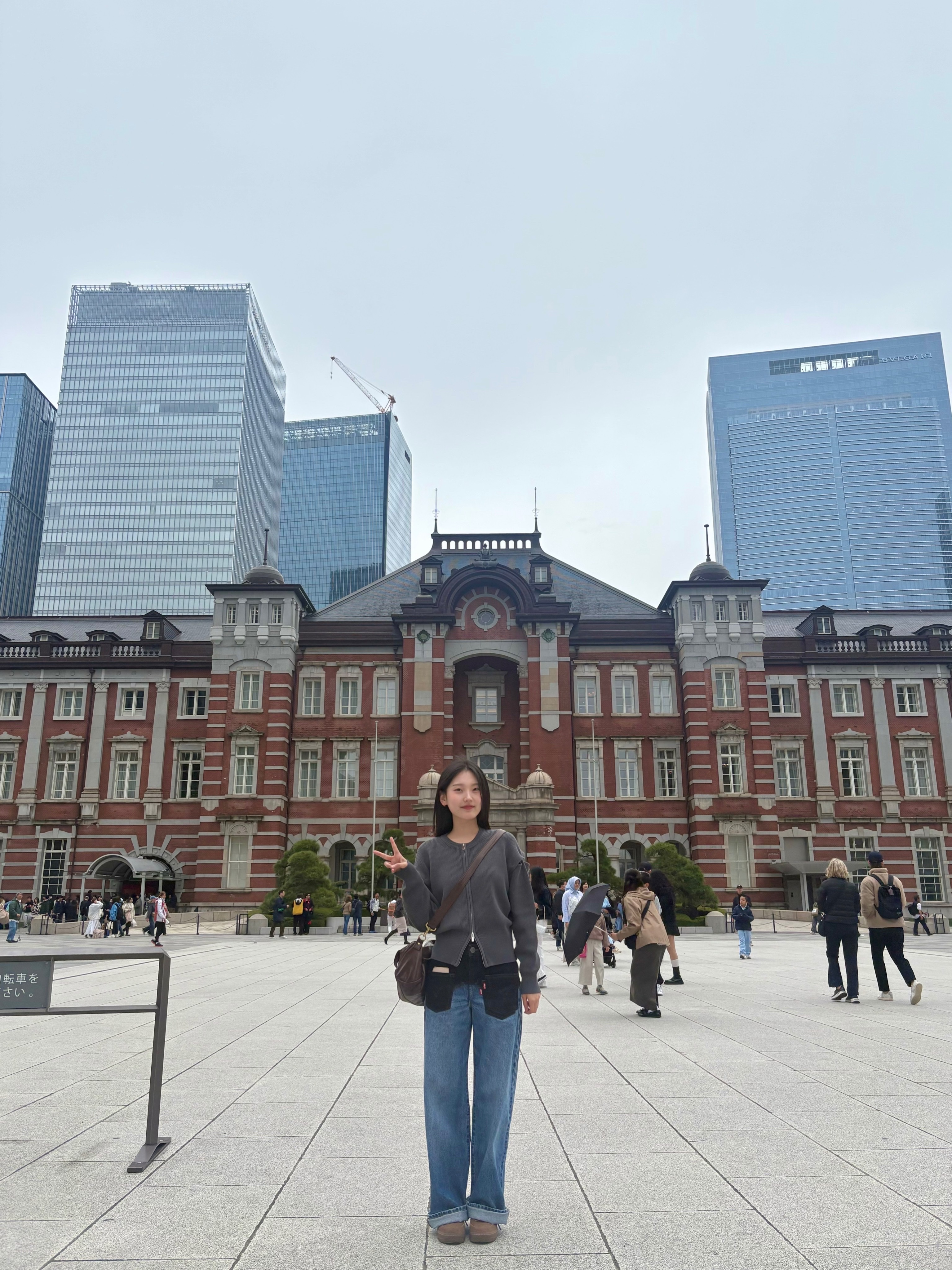 [KREAM 단독] ADSB Andersson Bell x Levi's Women Baggy Jean Indigo Black - 24FW, (W) Nike Air Force 1 '07 Cacao Wow 착용 스타일 - 4