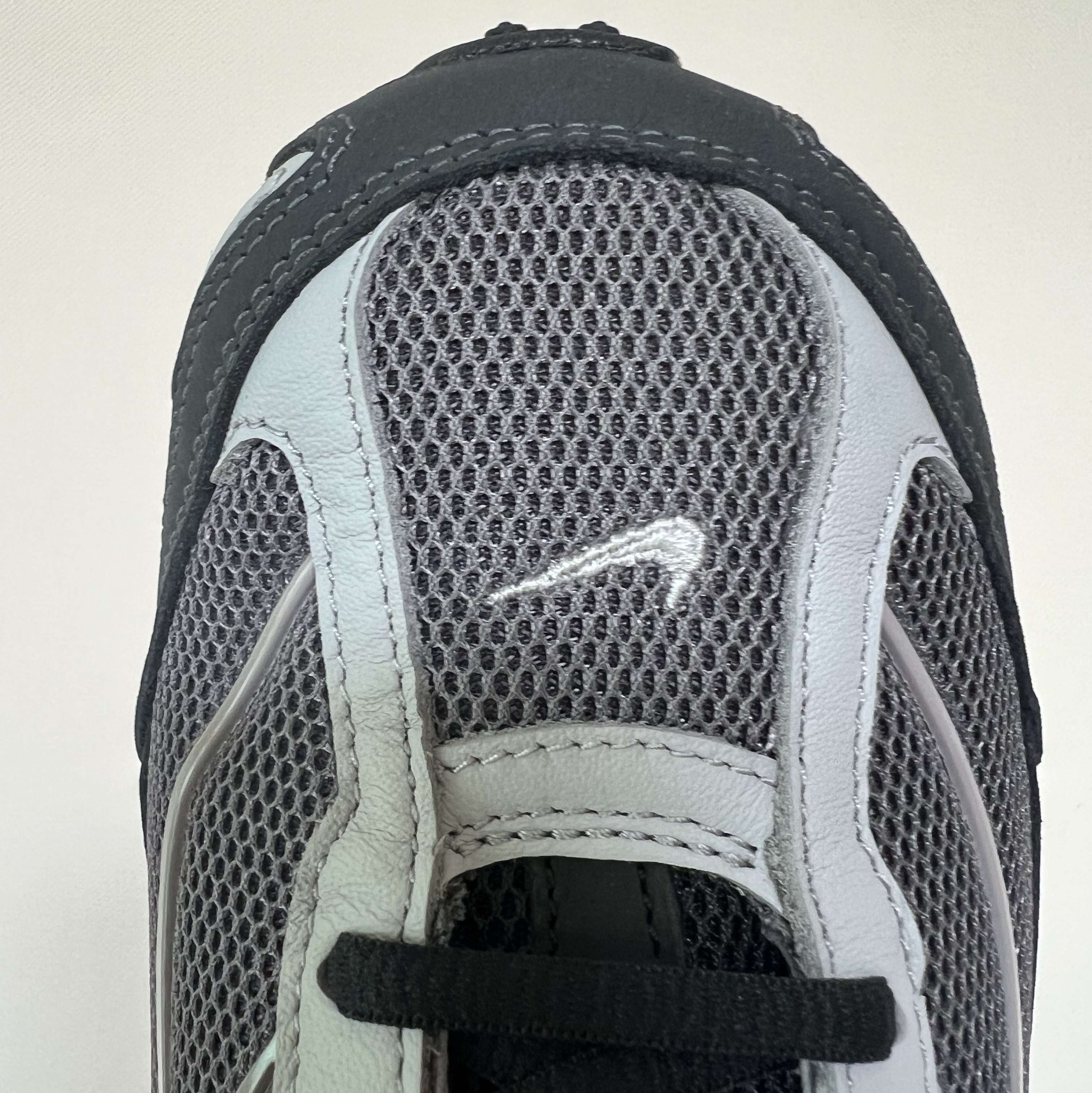 Nike Shox Ride 2 Light Graphite Anthracite 착용 스타일 - 5