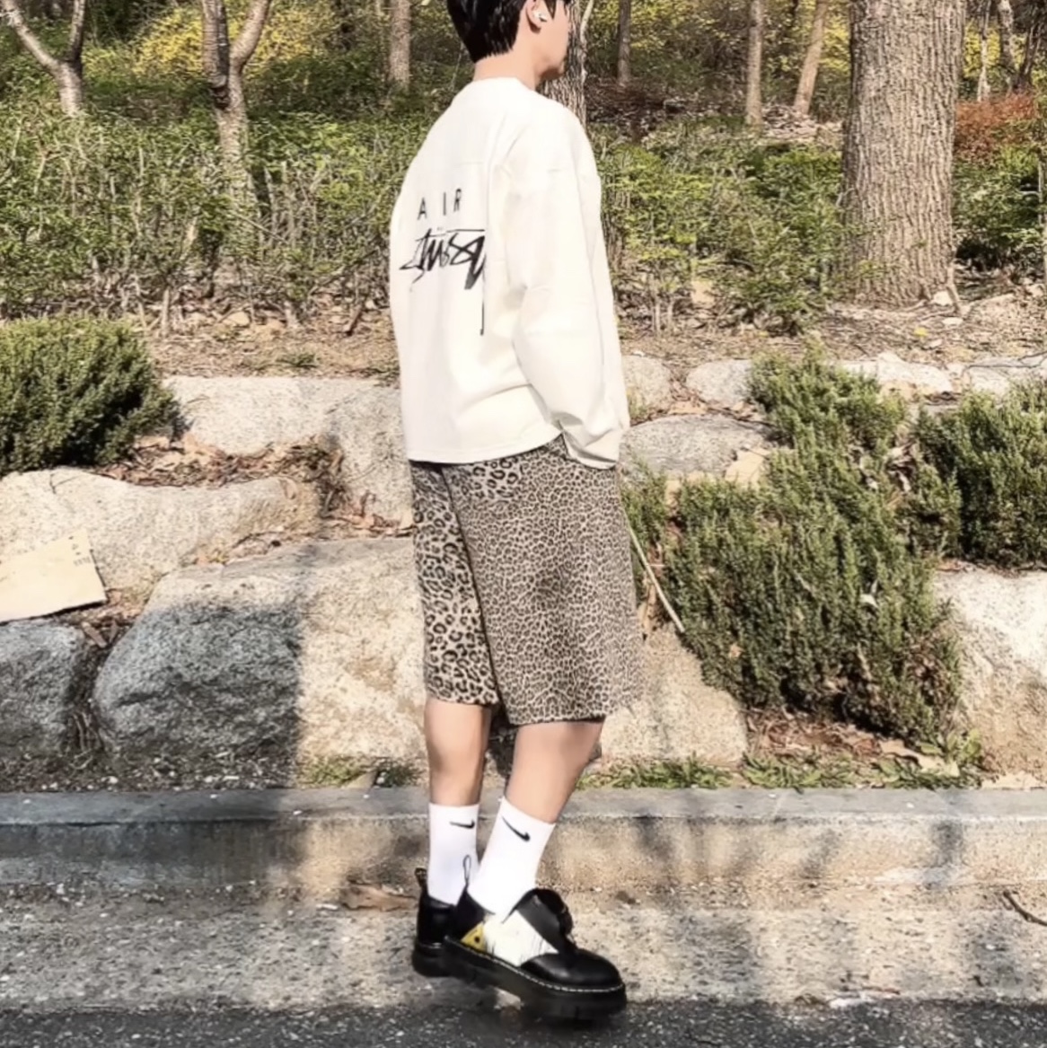 Nike x Stussy Long Sleeve Top Sail (FJ9164-133) 착용 스타일