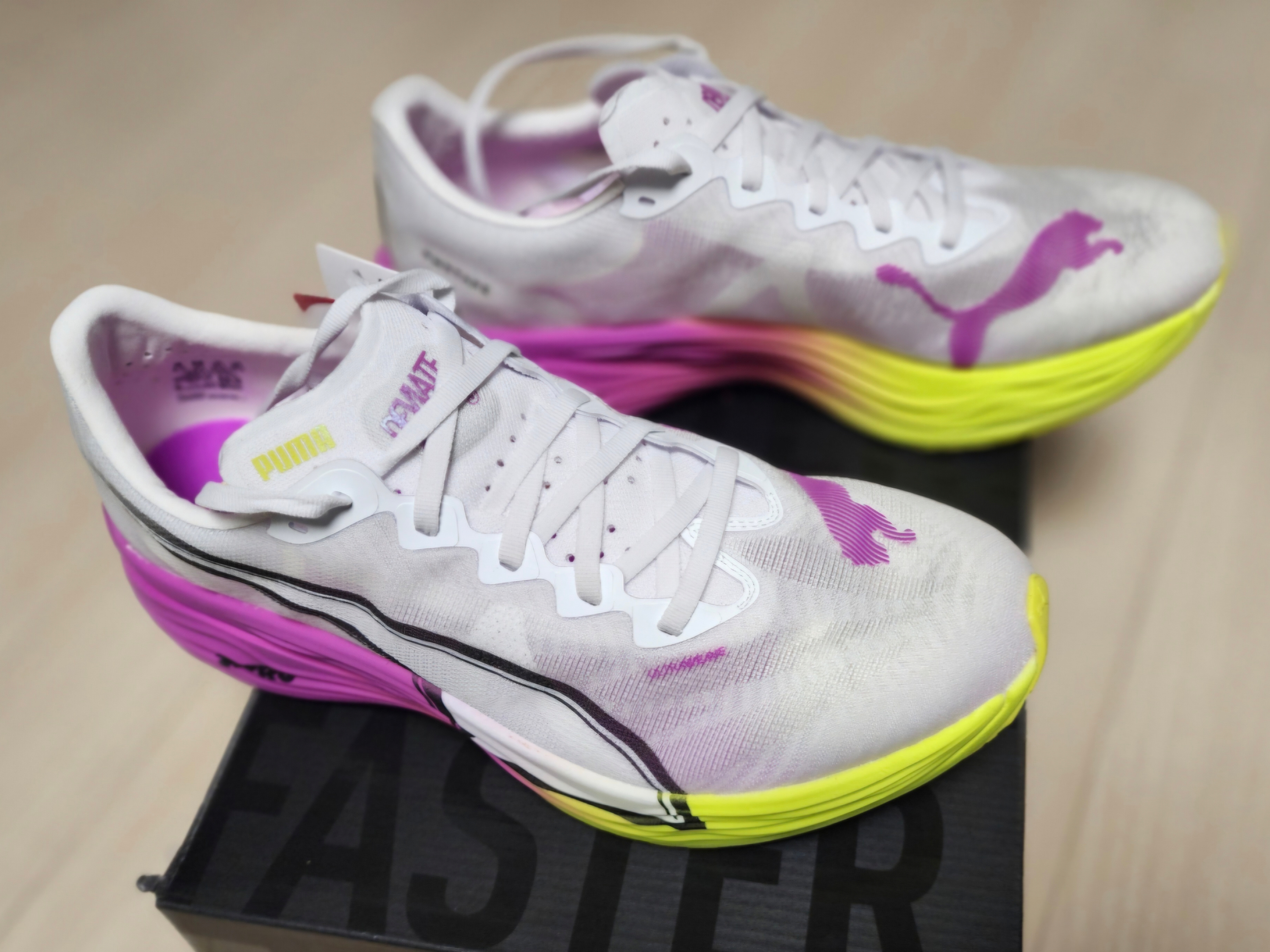 Puma Deviate Nitro Elite 3 White Pure Magenta 착용 스타일