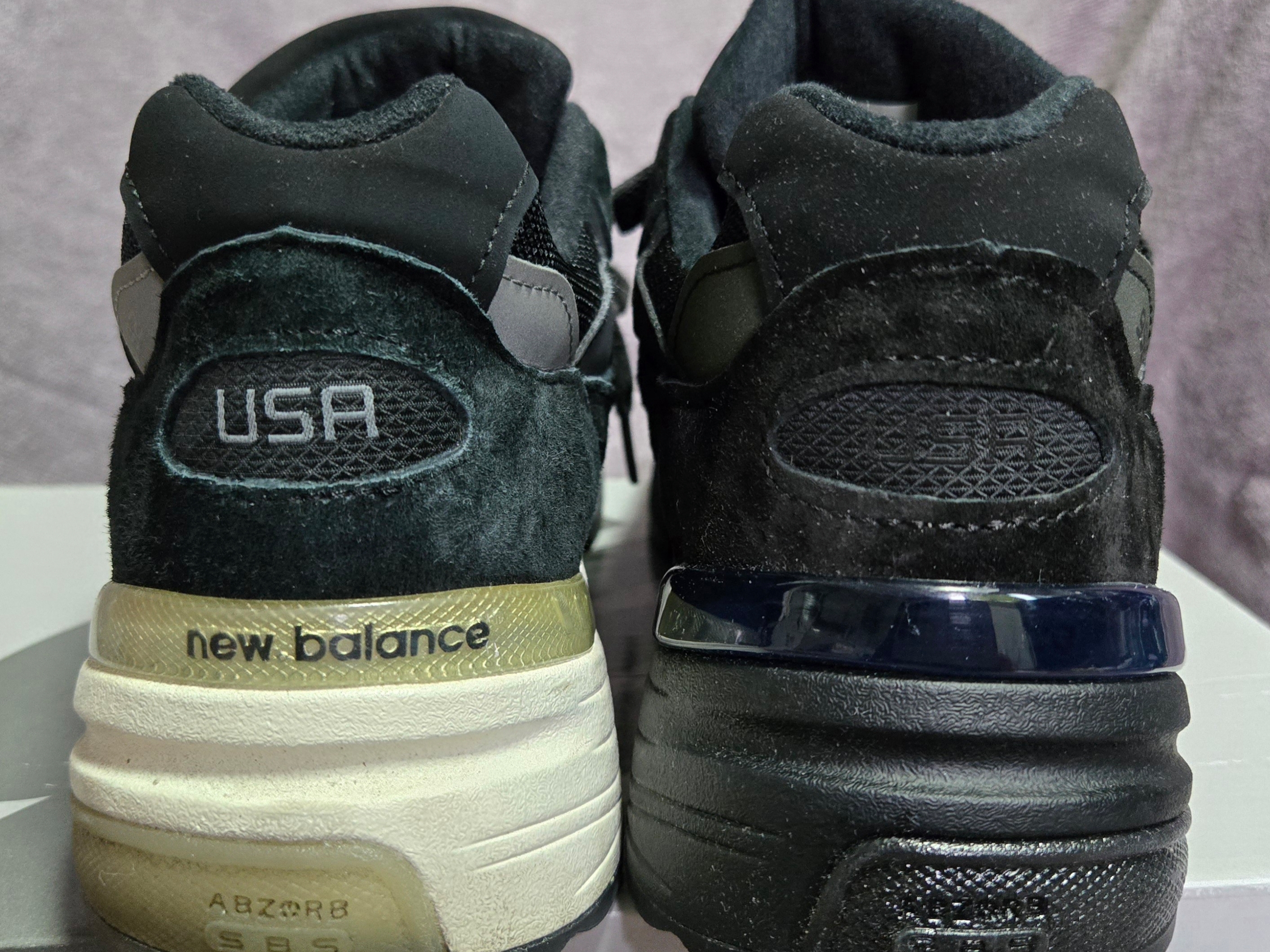 뉴발란스 992 메이드 인 USA 코어 블랙, 뉴발란스 993 메이드 인 USA 트리플 블랙 - D 스탠다드 착용 스타일 - 6