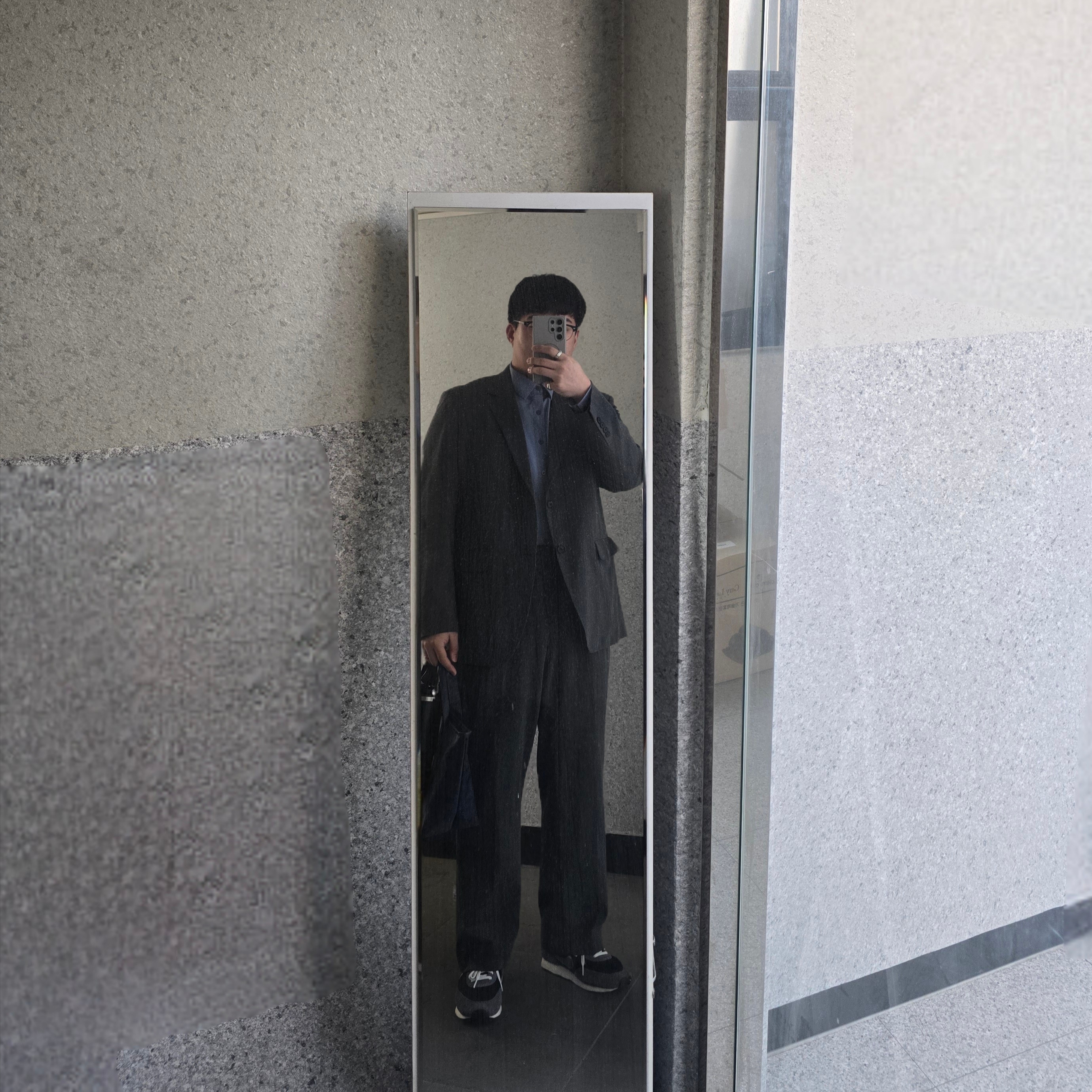 나이키 데이브레이크 SP 블랙 메탈릭 실버 착용 스타일 - 2