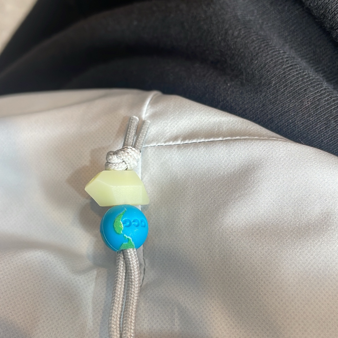 Nike ACG Storm-Fit ADV Cascade Rains Full Zip Jacket Photon Dust - Asia 착용 스타일 - 2