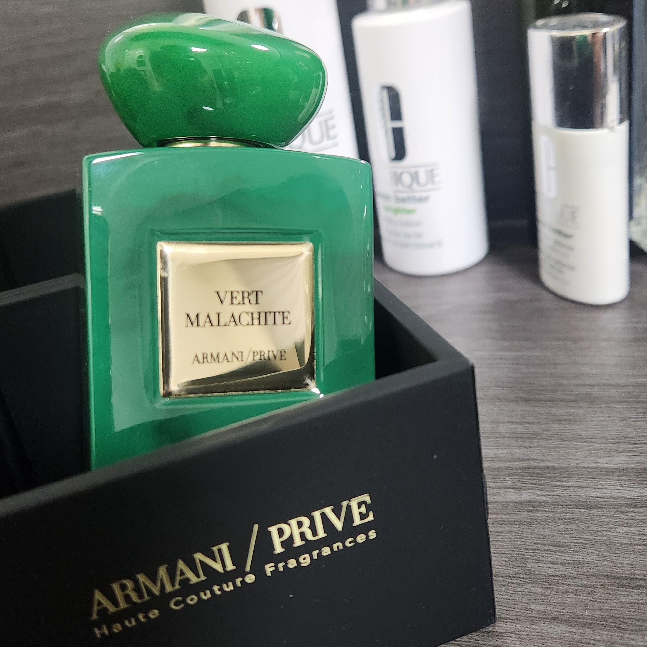 Giorgio Armani Beauty Prive Vert Malachite Eau De Parfum 100ml 착용 스타일