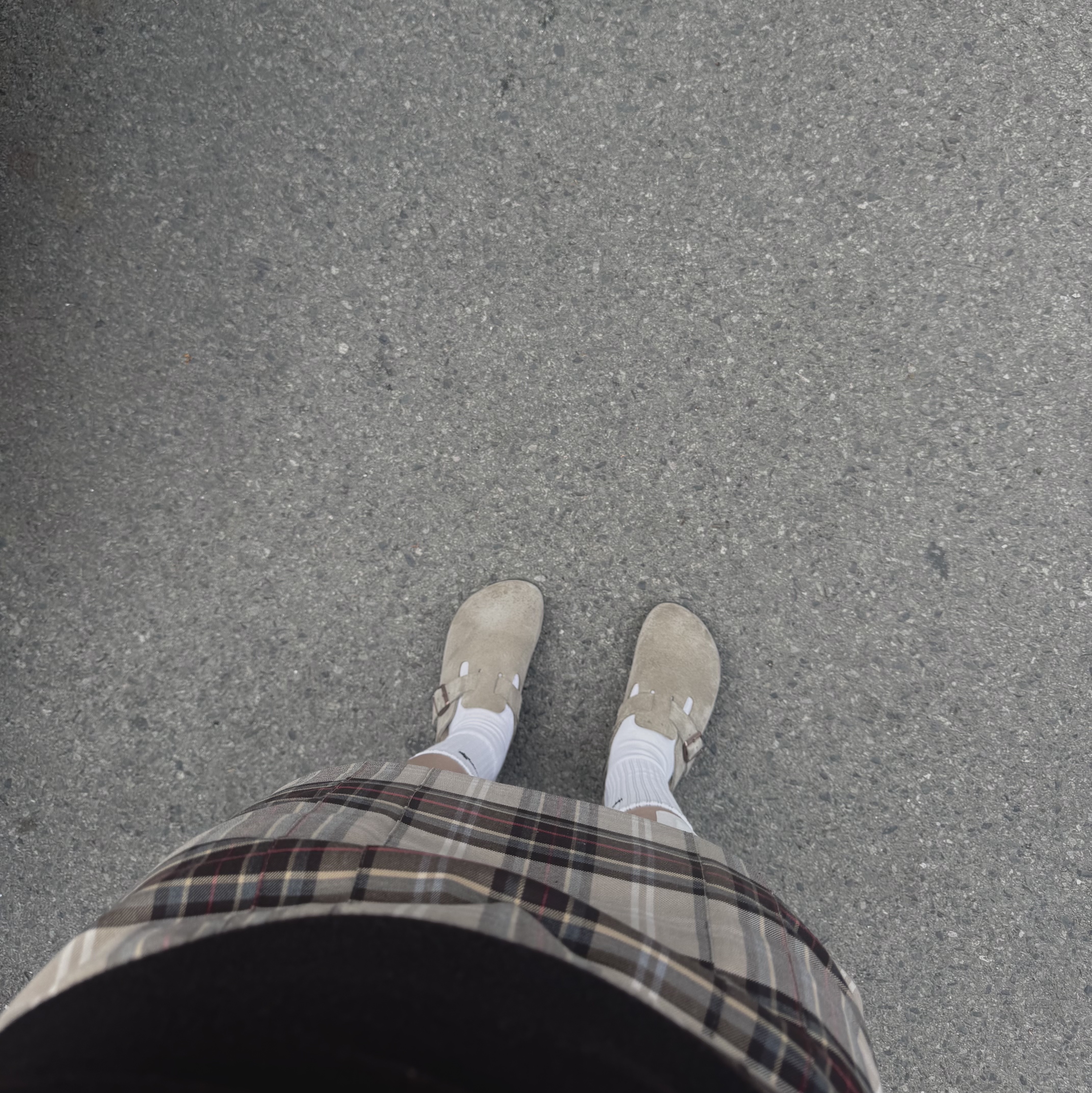 Birkenstock Boston Soft Footbed Taupe - Narrow 착용 스타일