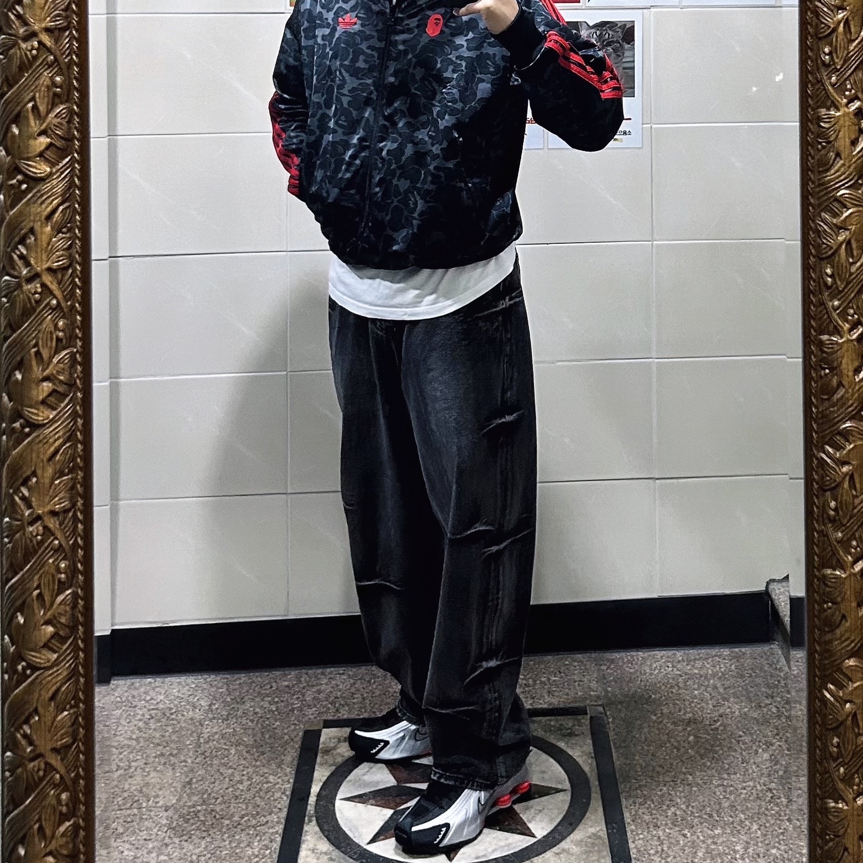 Adidas x BAPE Allover Print Track Top Black - KR Sizing, Nike Shox R4 Metallic Silver Red 착용 스타일
