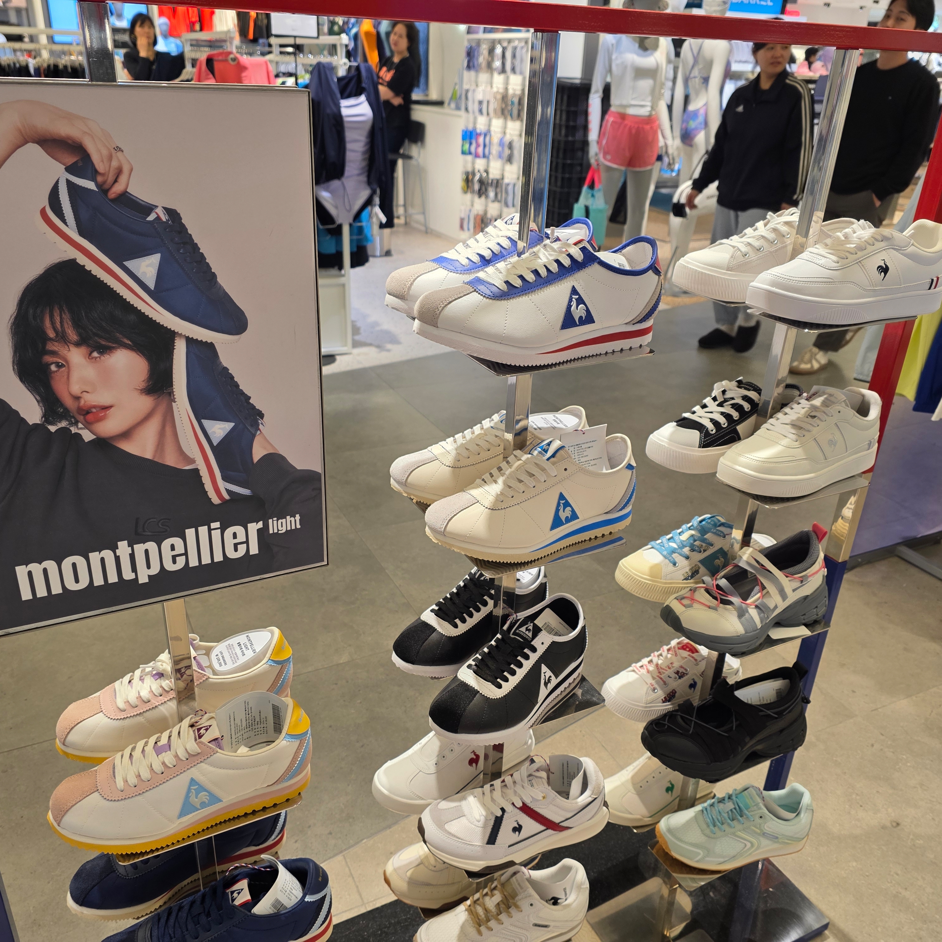르 꼬끄 스포르티브 몽펠리에 라이트 네이비, 르 꼬끄 스포르티브 몽펠리에 베이지 착용 스타일
