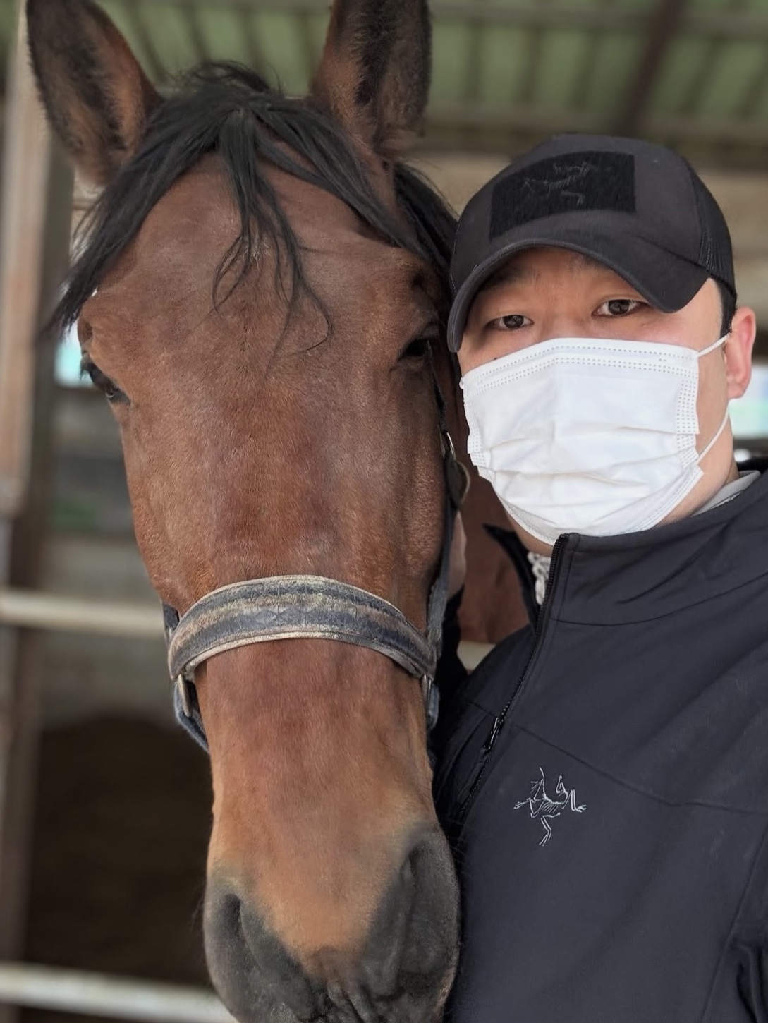 아크테릭스 리프 백 캡 Gen2 블랙, 아크테릭스 감마 MX 팬츠 블랙 착용 스타일 - 5