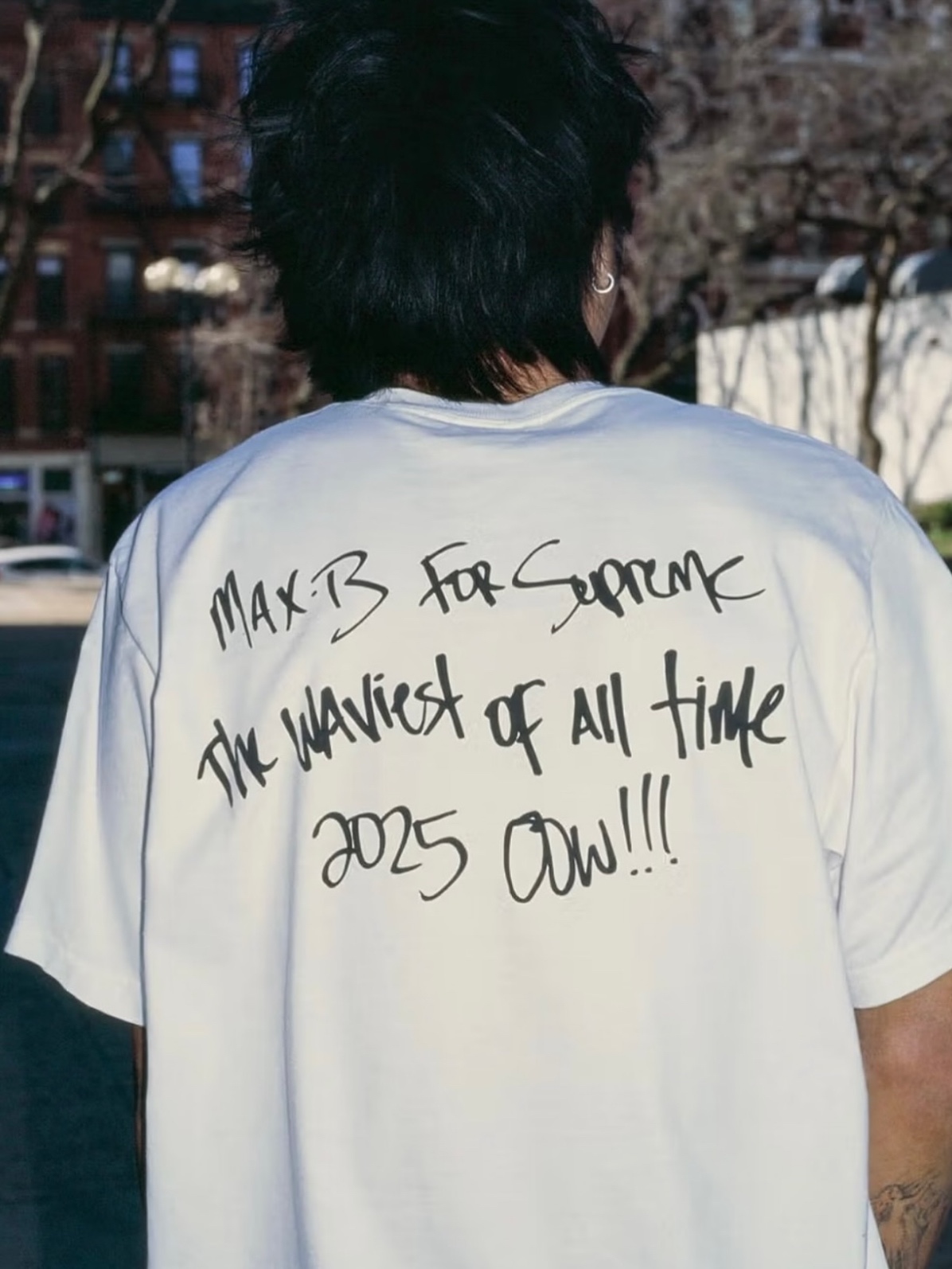 Supreme Max B T-Shirt Black - 25SS, Supreme Max B T-Shirt White - 25SS 착용 스타일 - 3