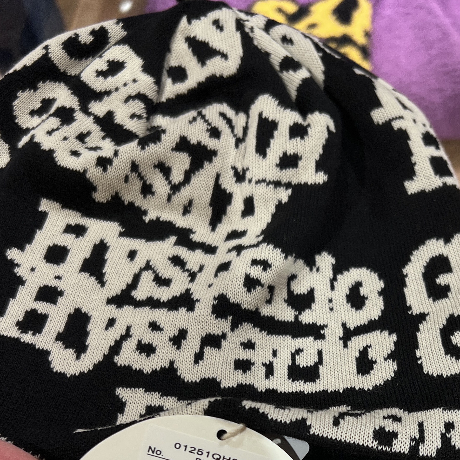 Hysteric Glamour Type Logo Oversized Beanie Black 착용 스타일