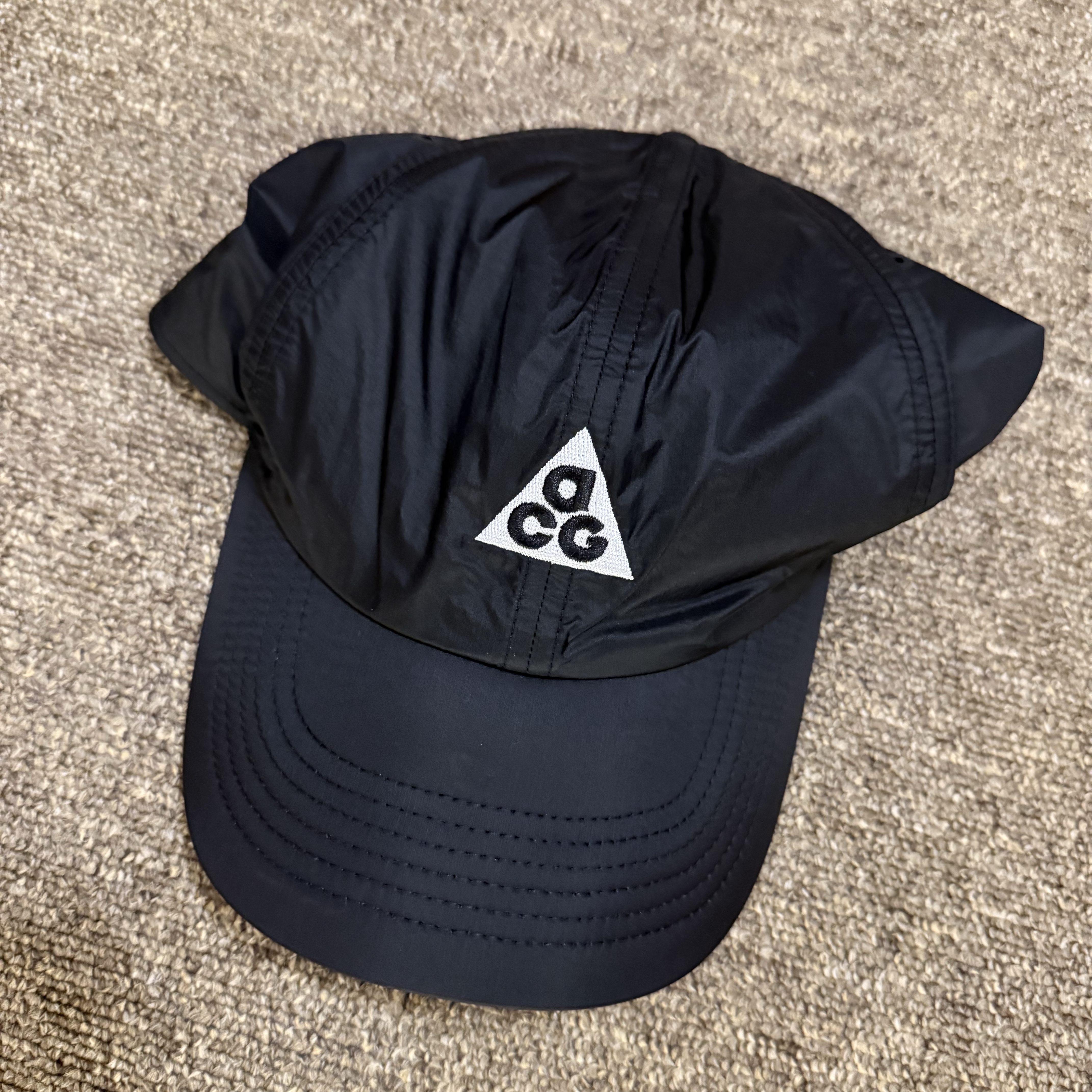 Nike ACG Trail Cap Black 착용 스타일