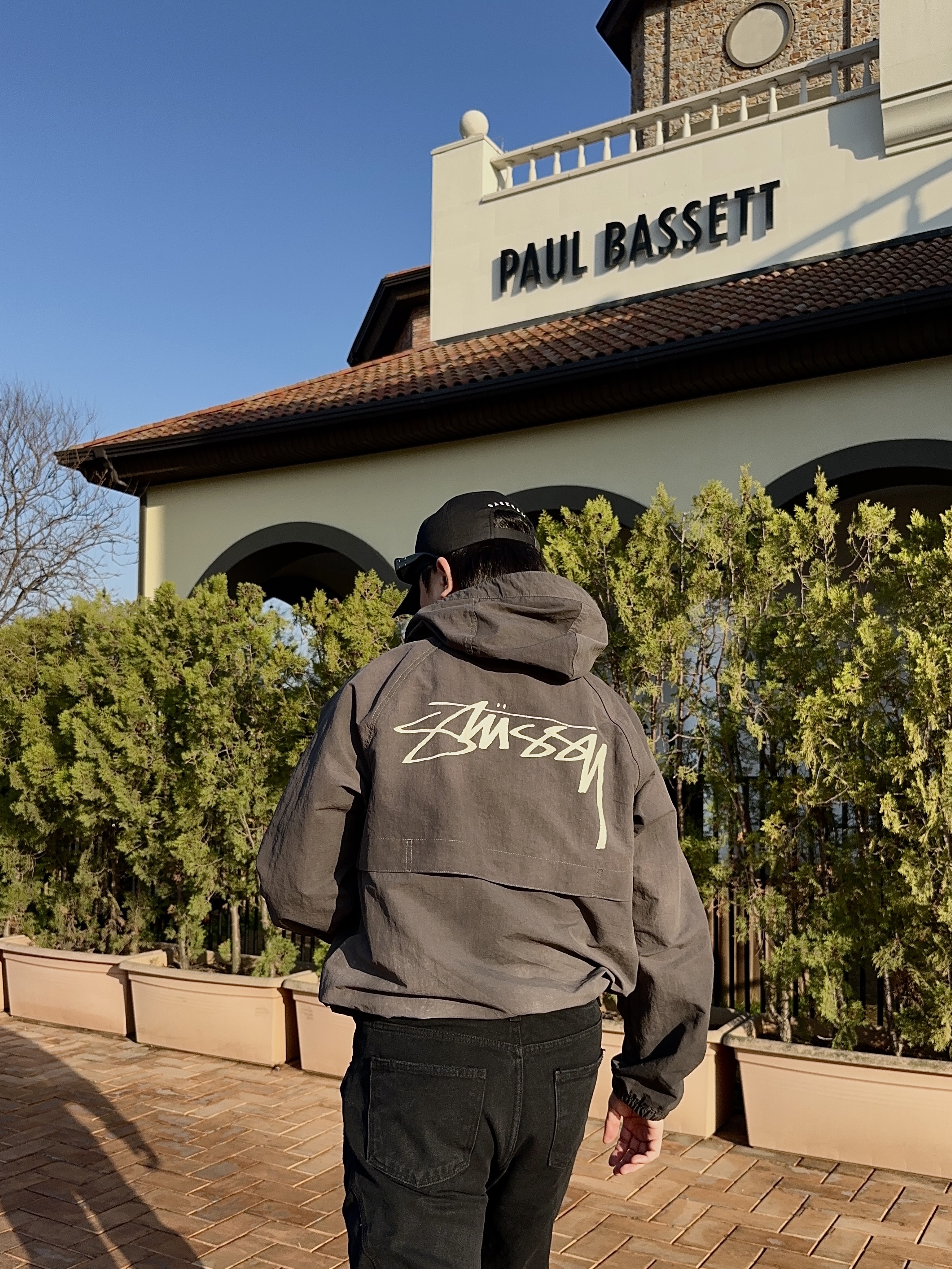 Stussy Wave Dye Beach Shell Jacket Black, Gentle Monster x Maison Margiela MM107 Black Black 착용 스타일 - 3