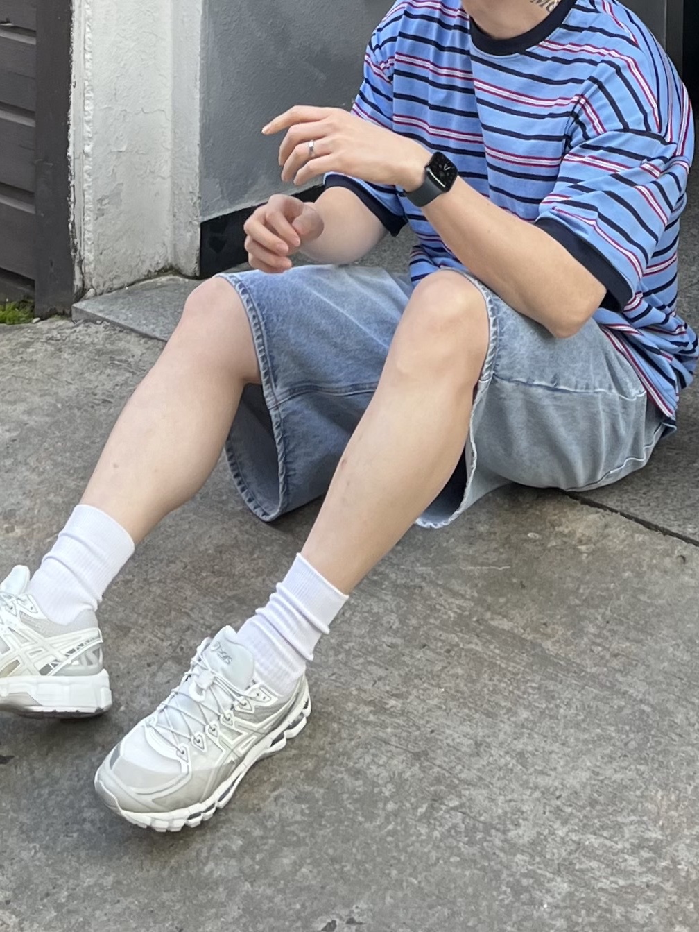 나이키 헤리티지 86 퓨추라 워시드 캡 블랙, 아식스 x 언어펙티드 젤 카야노 20 크림 레이크 그레이 착용 스타일 - 5