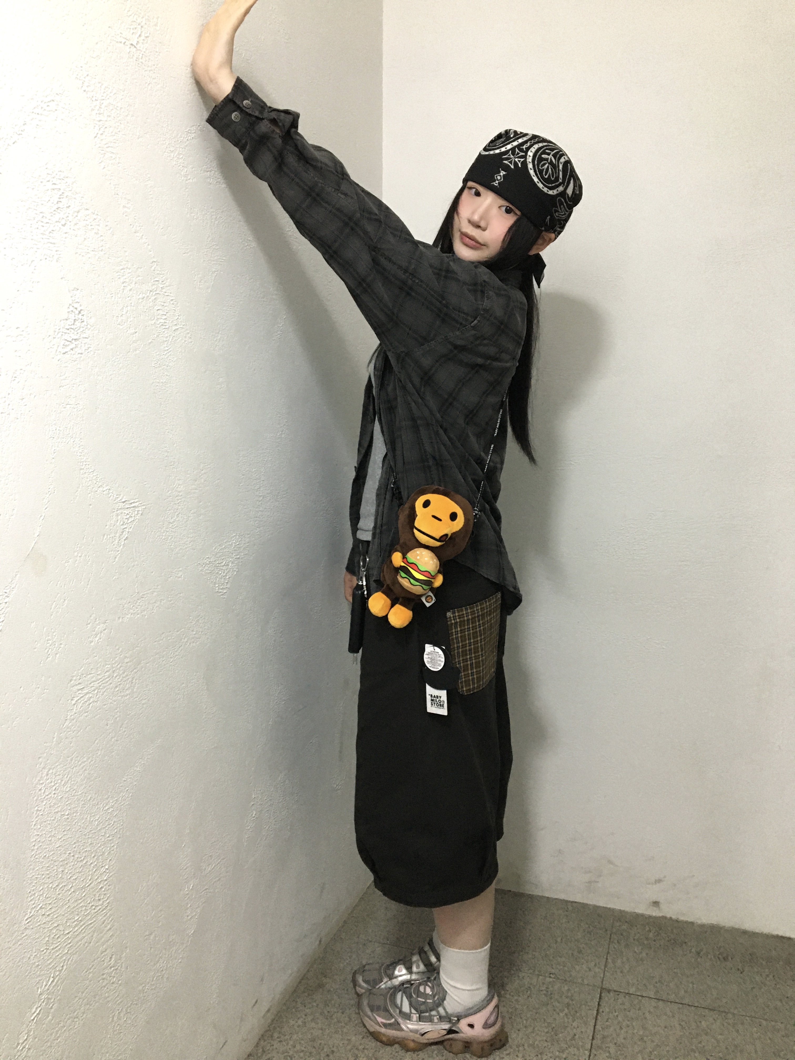 BAPE Baby Milo Mobile Bag 1 Brown, (W) Asics x Kiko Kostadinov x Hysteric Glamour Gel-Quantum Cotton Candy 착용 스타일