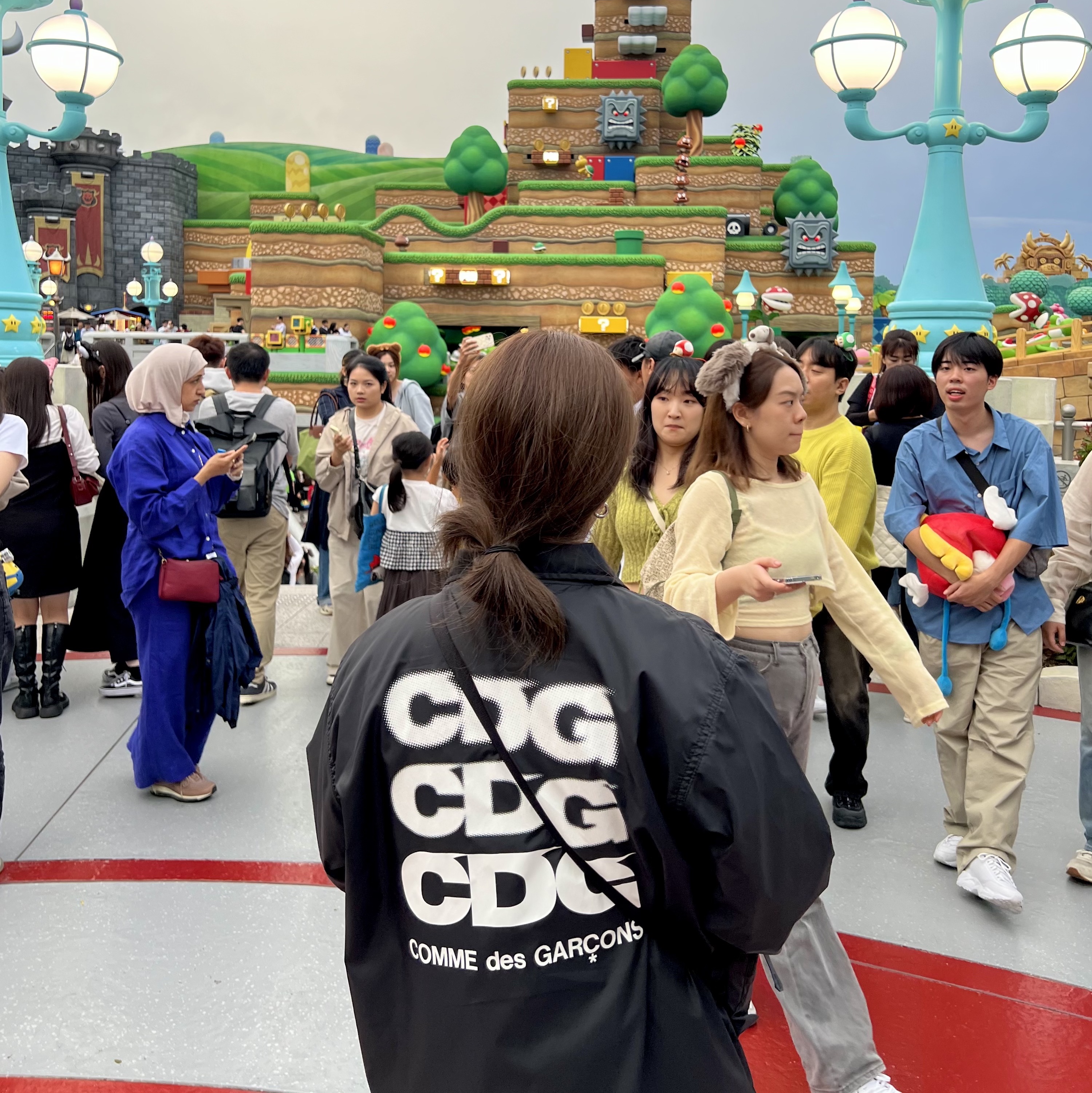 CDG Logo Coach Jacket Black, Sentiments No.247 Earring Silver 착용 스타일