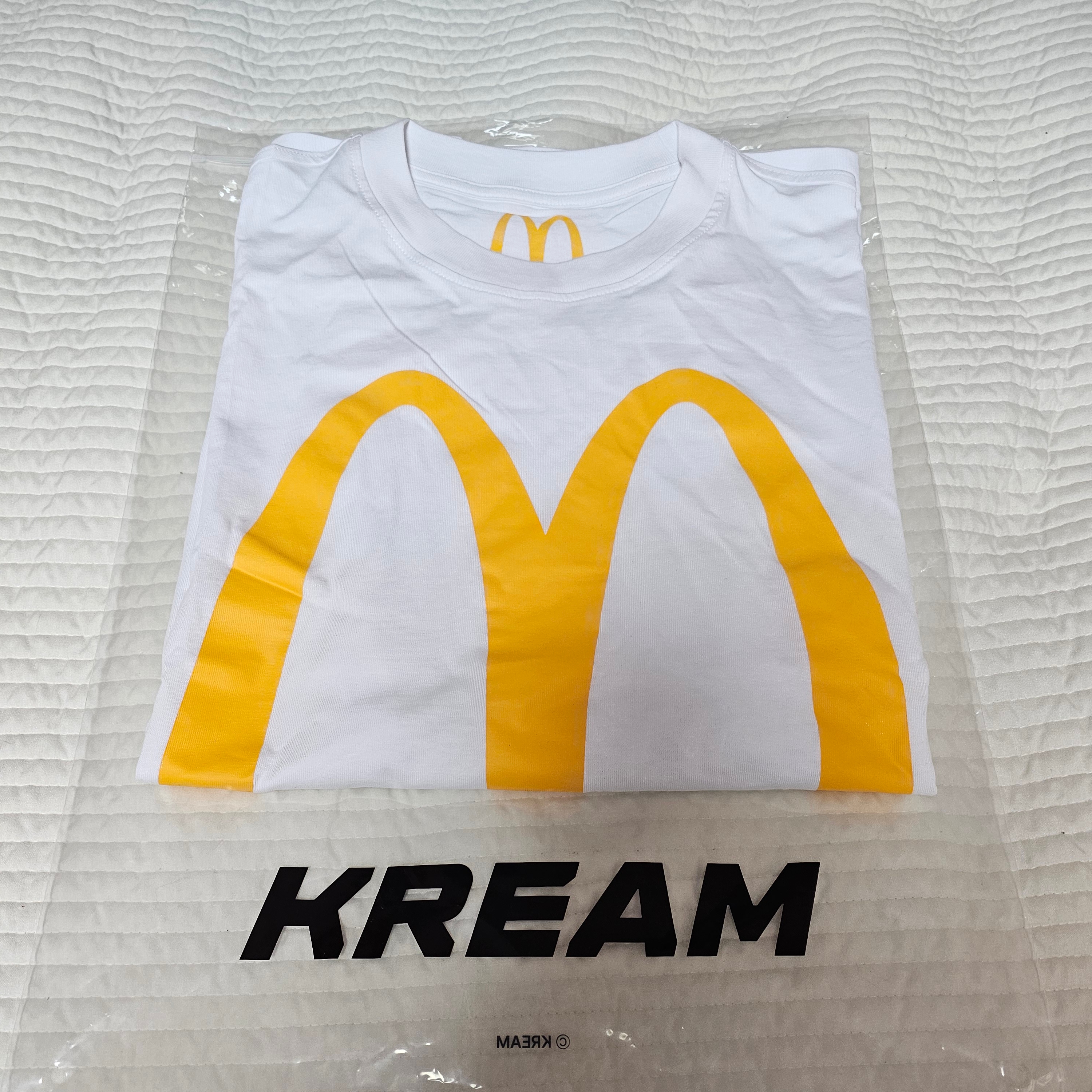 Palace x McDonald's Logo T-Shirt White - 23FW 착용 스타일
