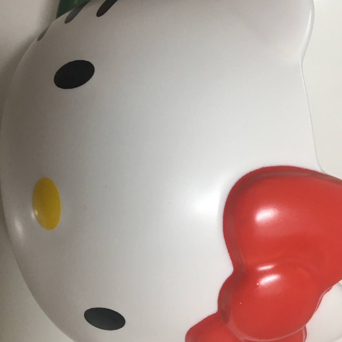 Starbucks x Hello Kitty Seramic Mug 355ml 착용 스타일