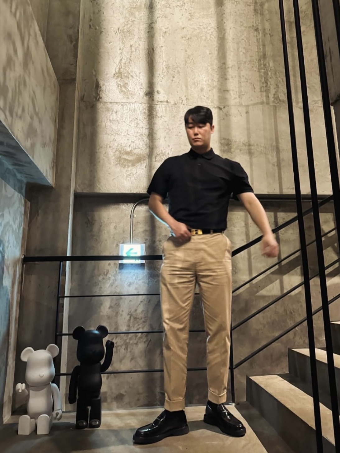 Cole Haan x Fragment American Classics Penny Loafer Black, Tom Ford Reversible T Belt Black 착용 스타일 - 1