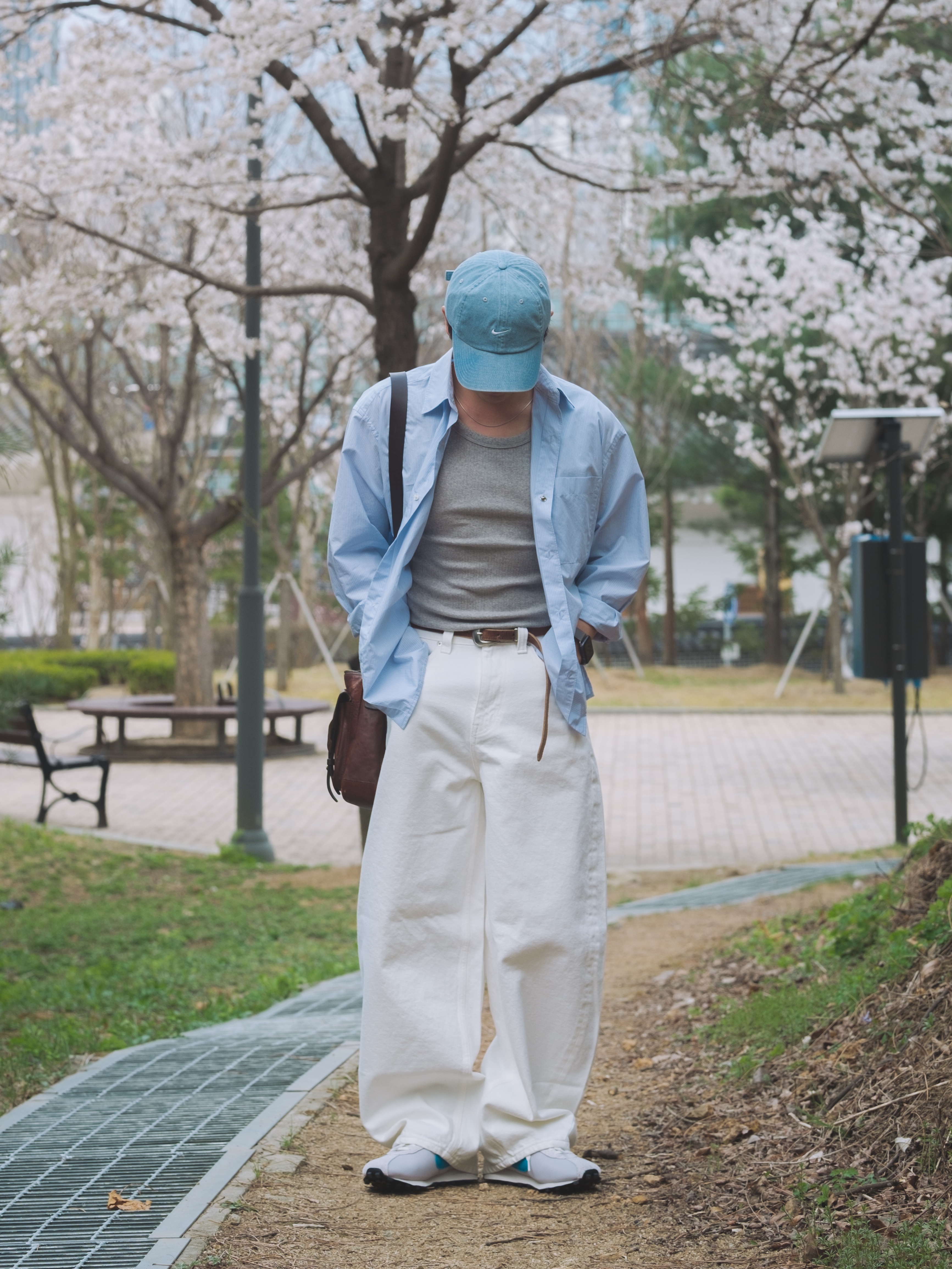나이키 로쉐 LD-1000 QS 울프 그레이 포토 블루 착용 스타일 - 3