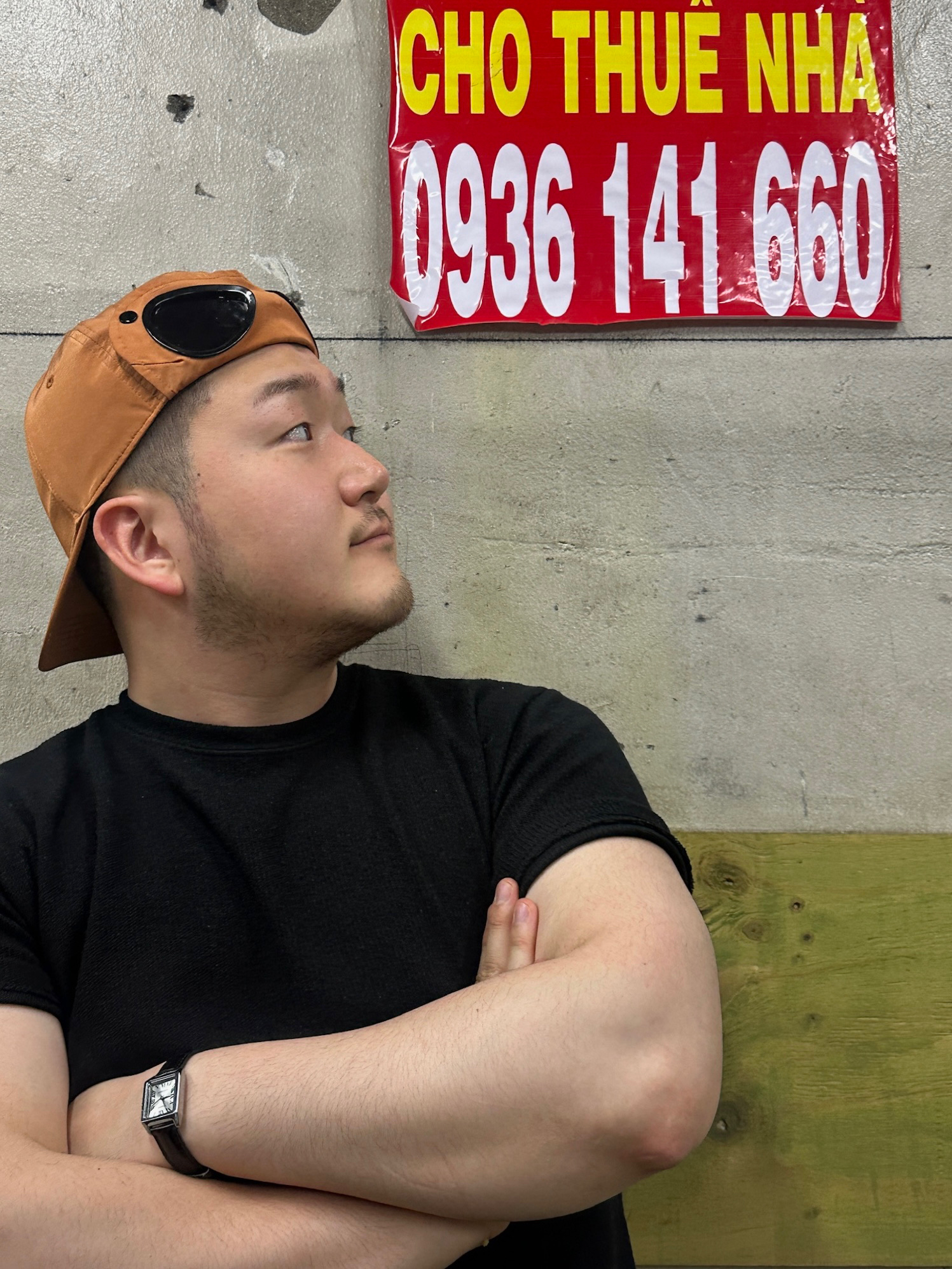 카시오 LTP-V007L-7B1, C.P. 컴퍼니 크롬-R 고글 볼캡 포인치아나 오렌지 - 25SS 착용 스타일