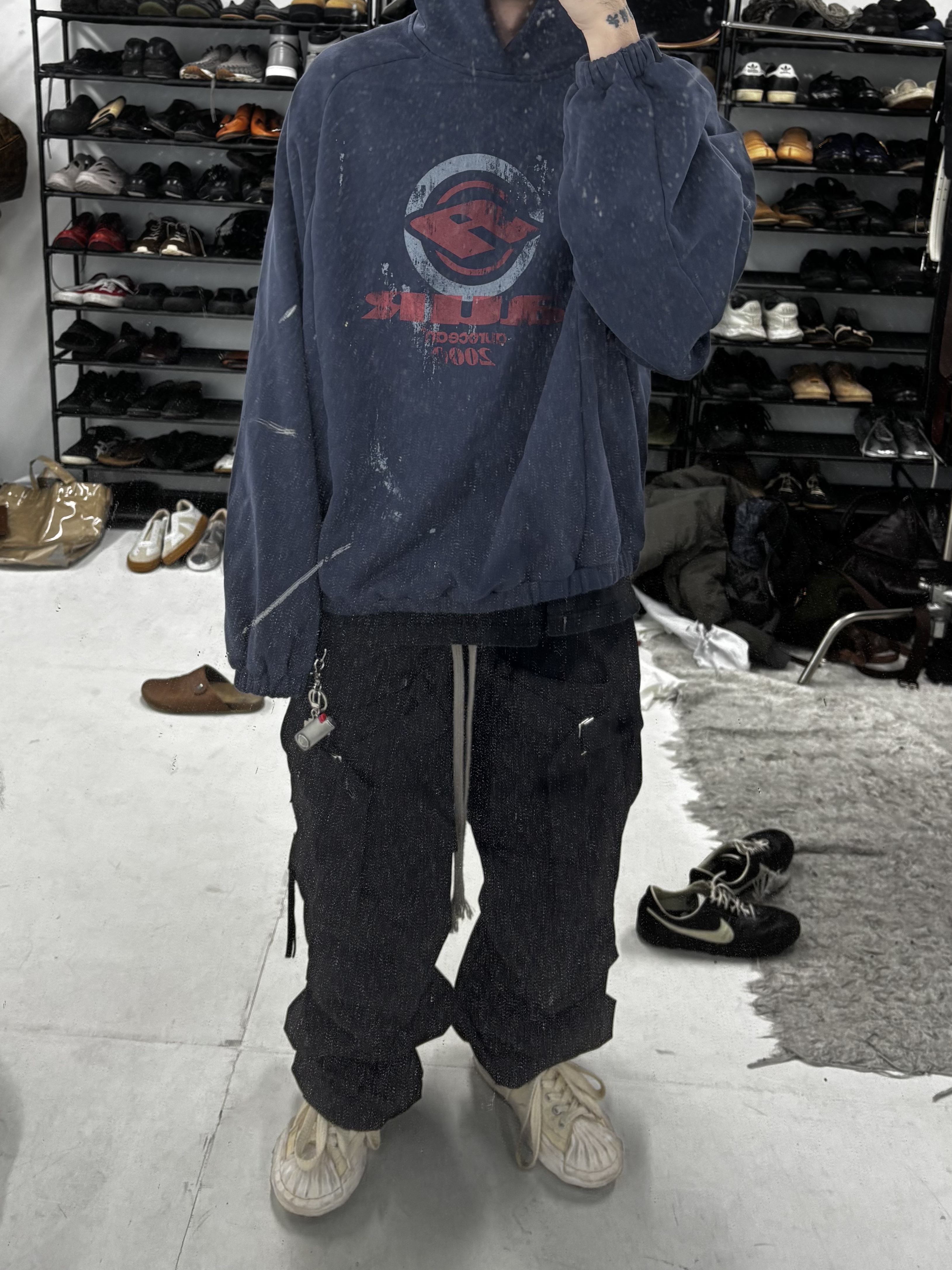 Maison Mihara Yasuhiro Blakey OG Sole Canvas Low-top Sneakers White, Wapworks Wide Safety Cargo Pants Black 착용 스타일
