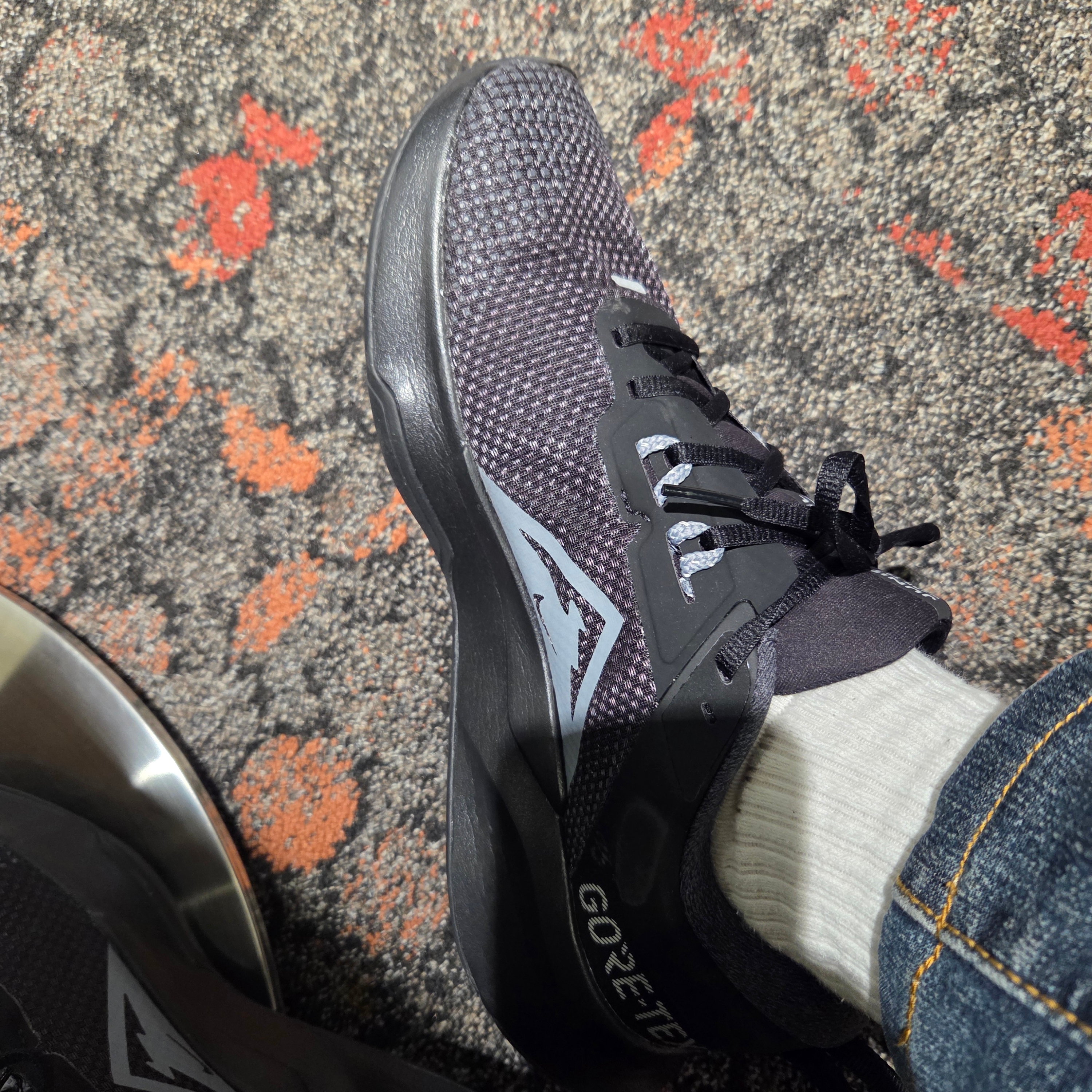 Nike Juniper Trail 2 Gore-Tex V2 Black Cool Grey 착용 스타일