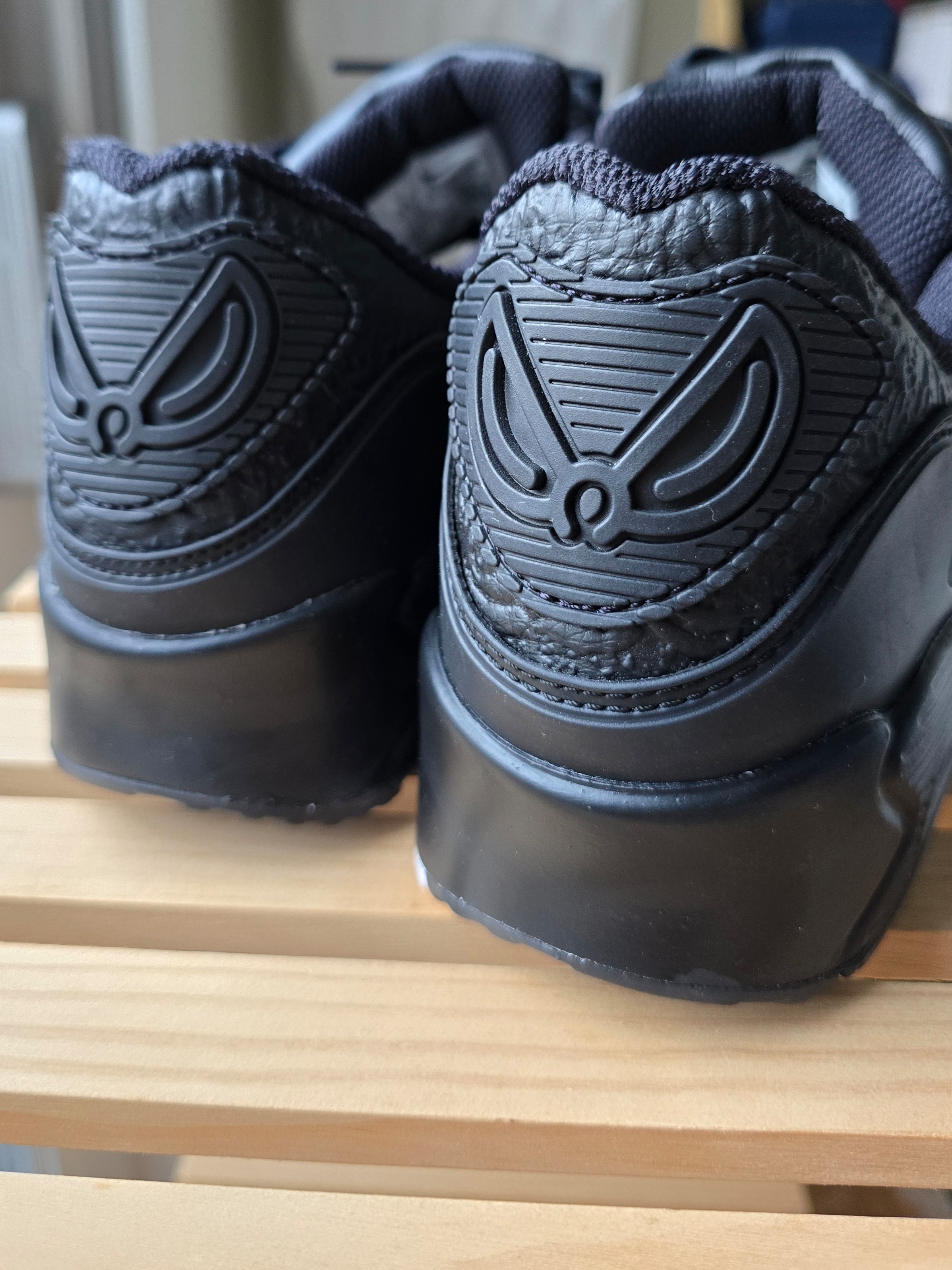 Nike x Slawn Air Max 90 Black, Nike x Supreme Air Max 1 '87 Black White - 25SS 착용 스타일 - 6