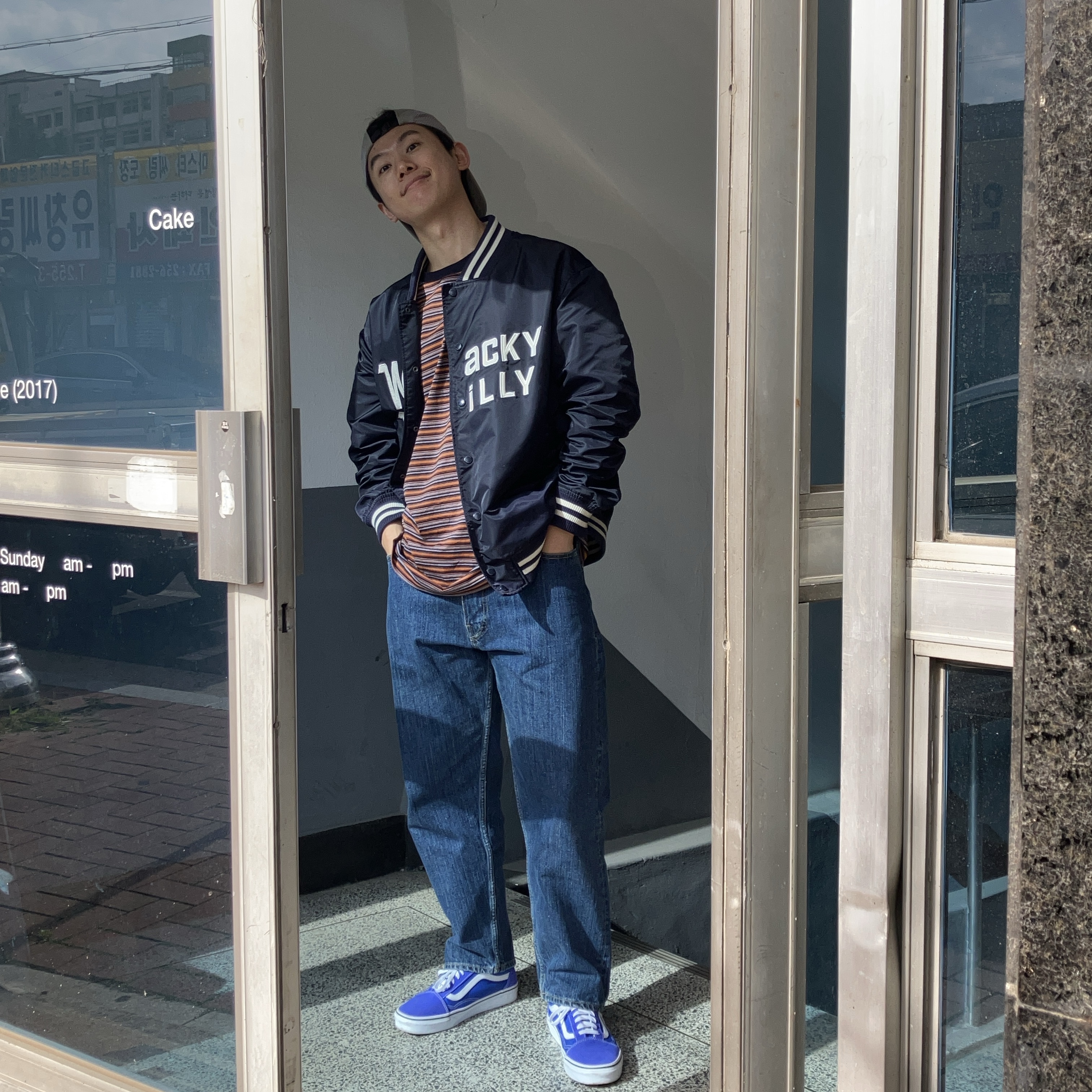 Vans Old Skool Color Theory Dazzling Blue 착용 스타일 - 2