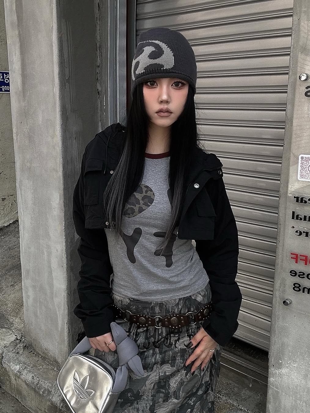 Sansan Gear Logo Beanie Charcoal - 24SS 착용 스타일 - 3