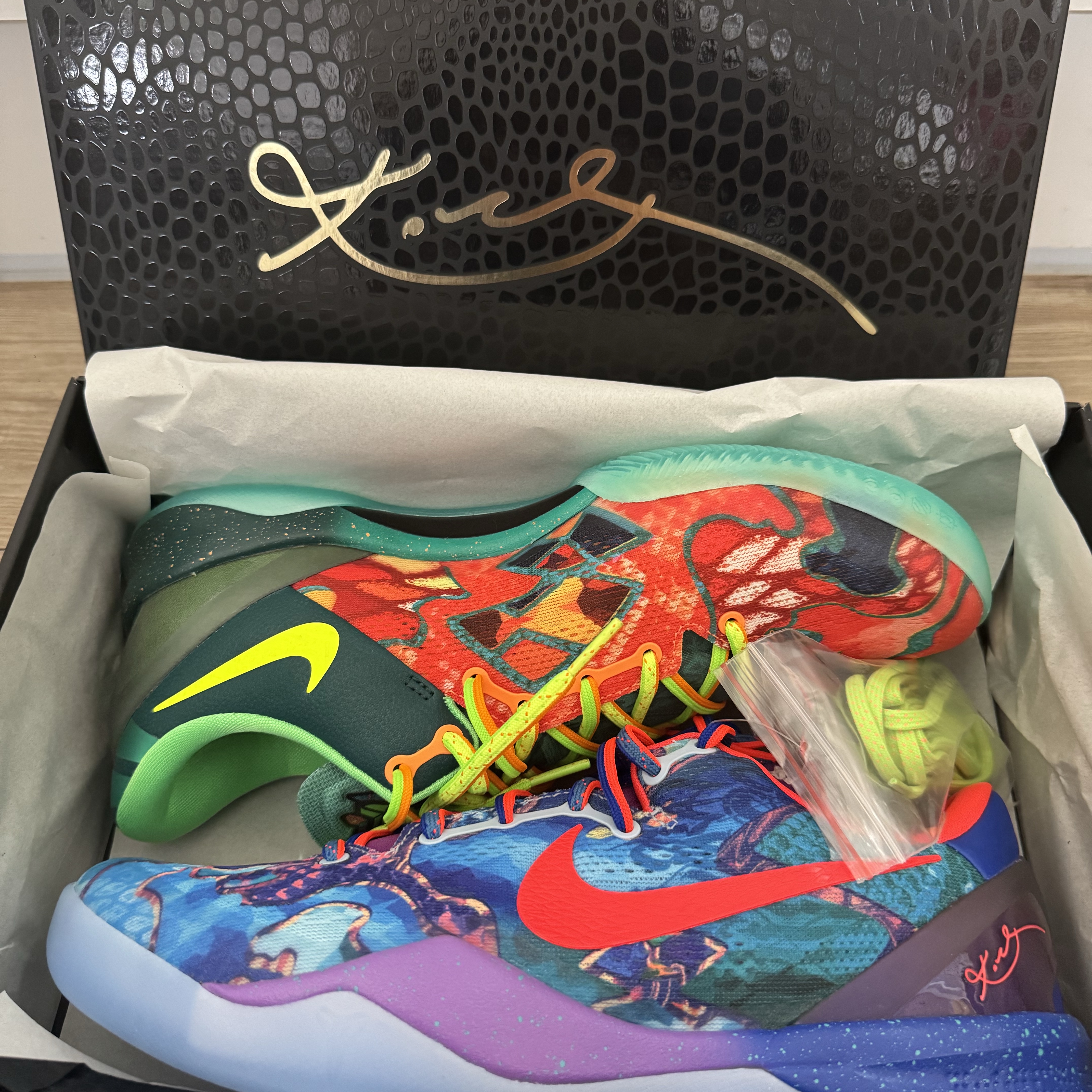 Nike Kobe 8 Protro What the Kobe 착용 스타일