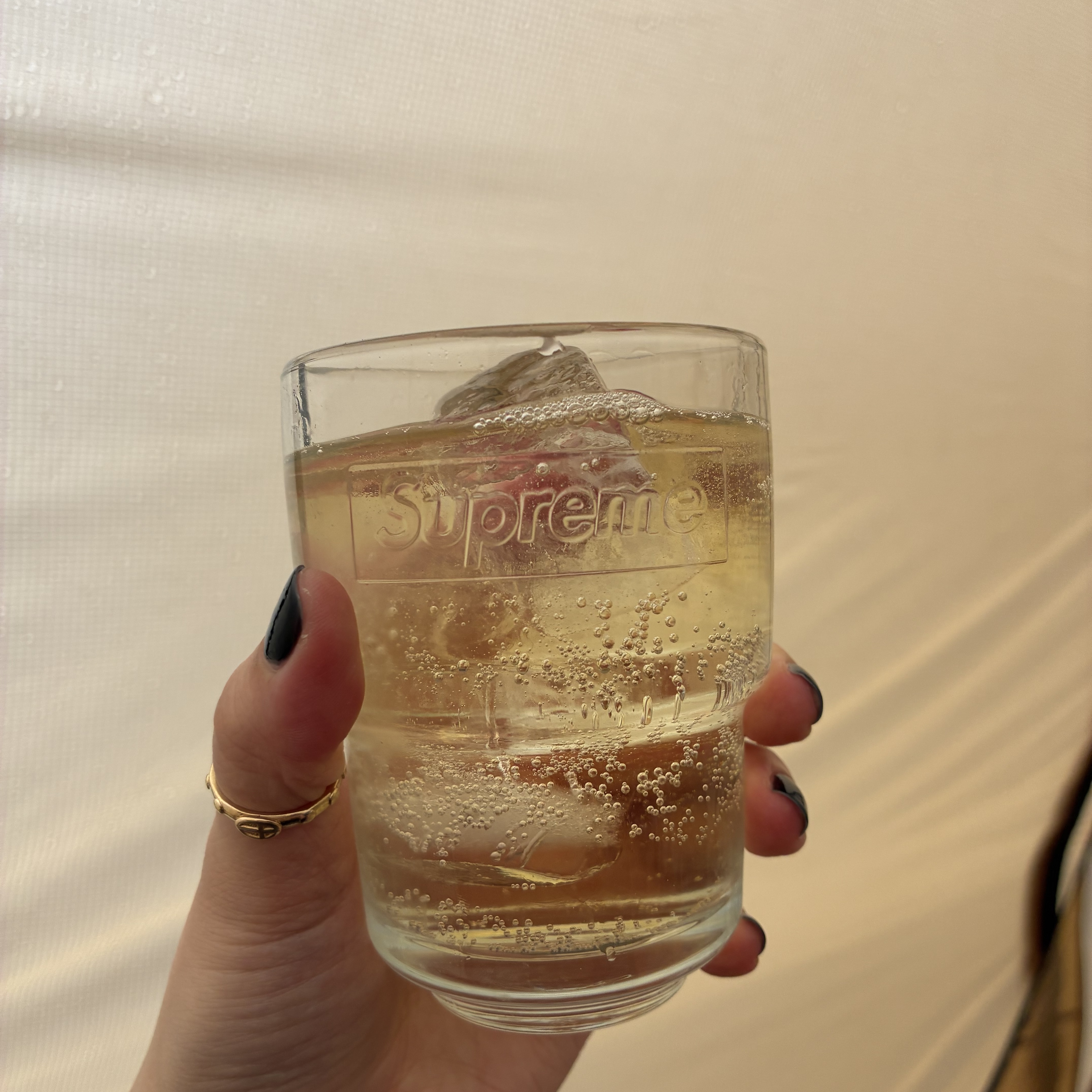 Supreme Kuumba Incense Tray Red - 24SS, Supreme x La Rochere Water Glasses Clear (Set of 6) - 24FW 착용 스타일 - 2