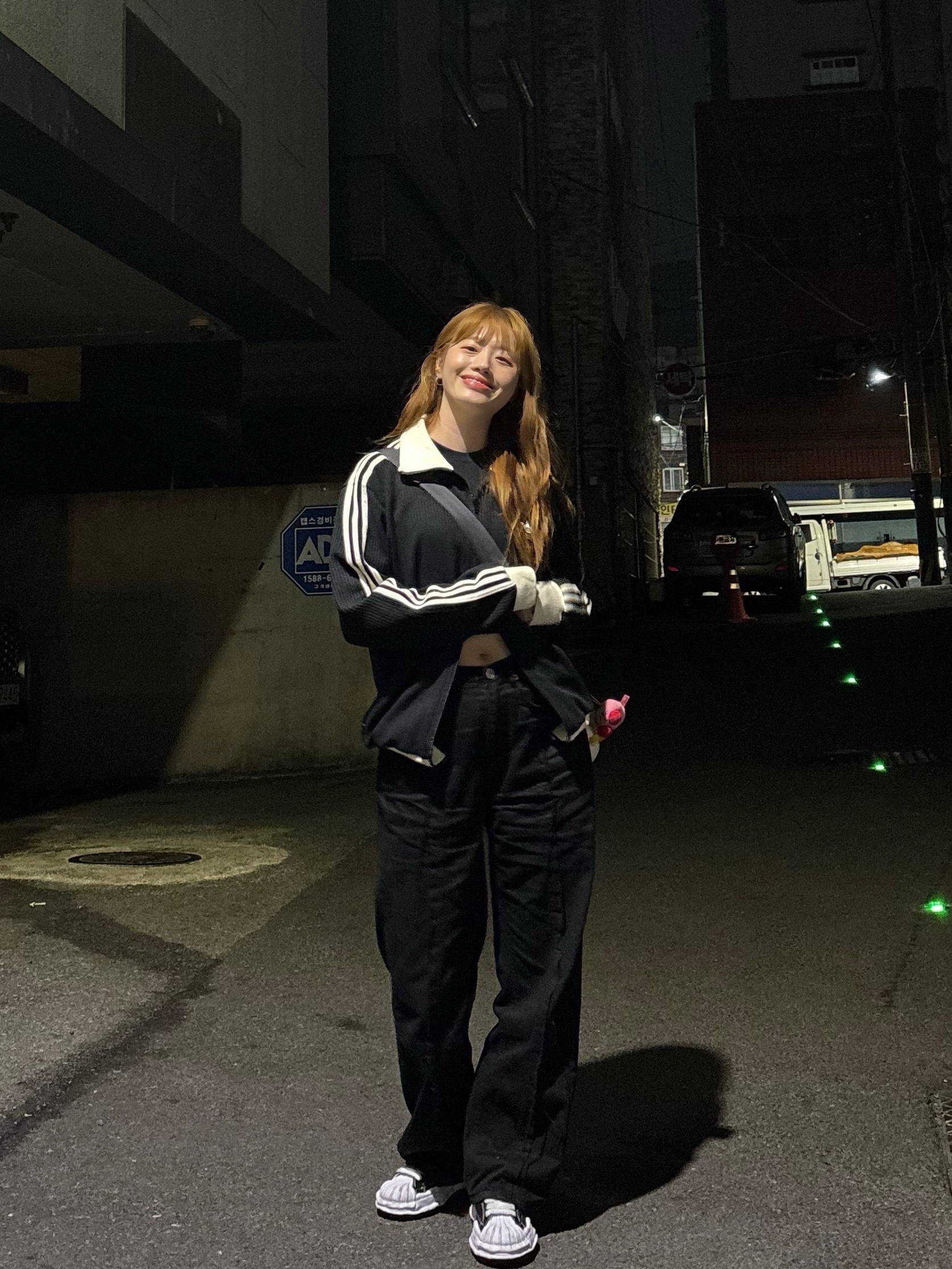 메종 미하라 야스히로 블레이키 OG 솔 캔버스 로우탑 스니커즈 블랙 화이트, 아디다스 와플 베켄바우어 트랙탑 블랙 - KR 사이즈 착용 스타일 - 5