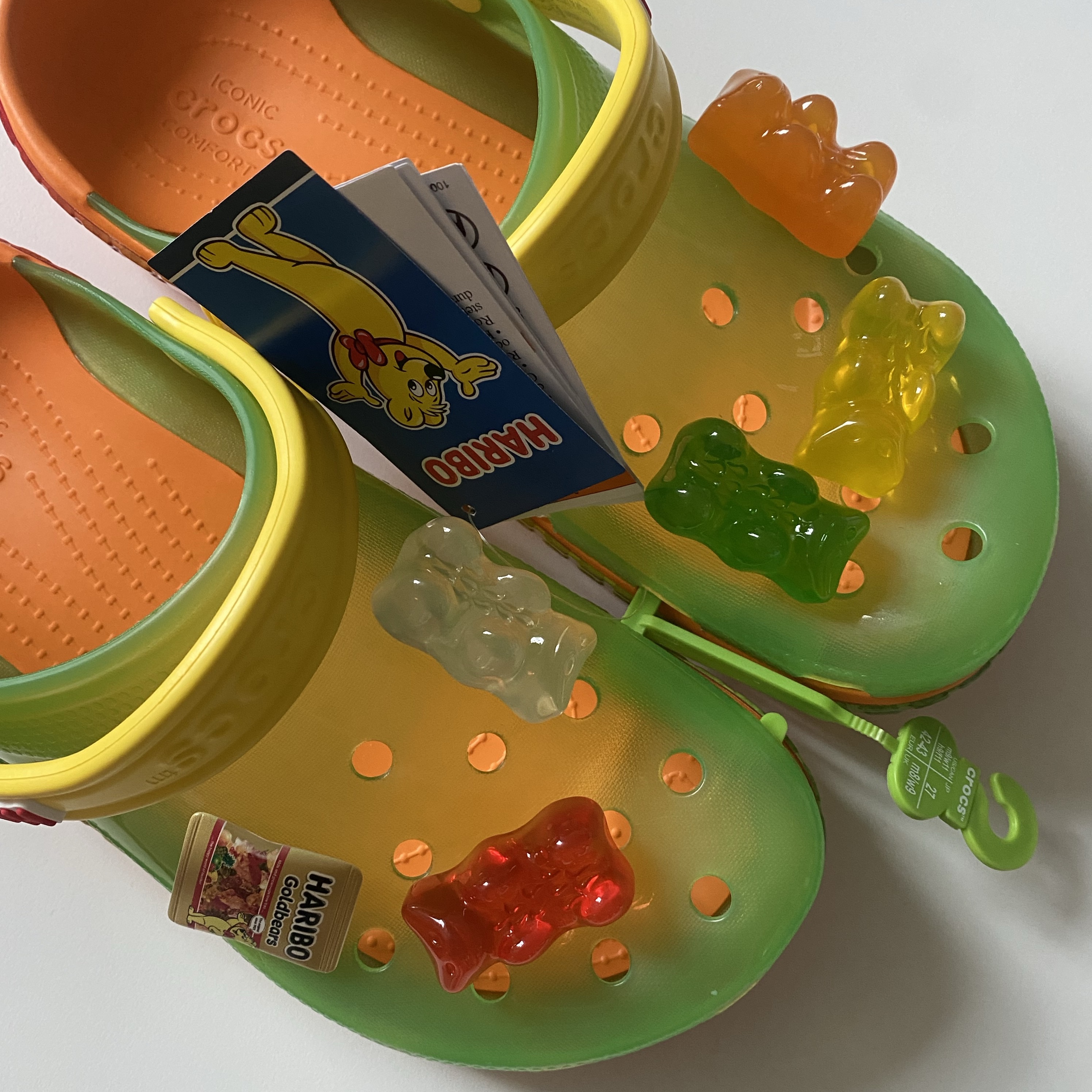 Crocs x Haribo Classic Clog Multi 착용 스타일