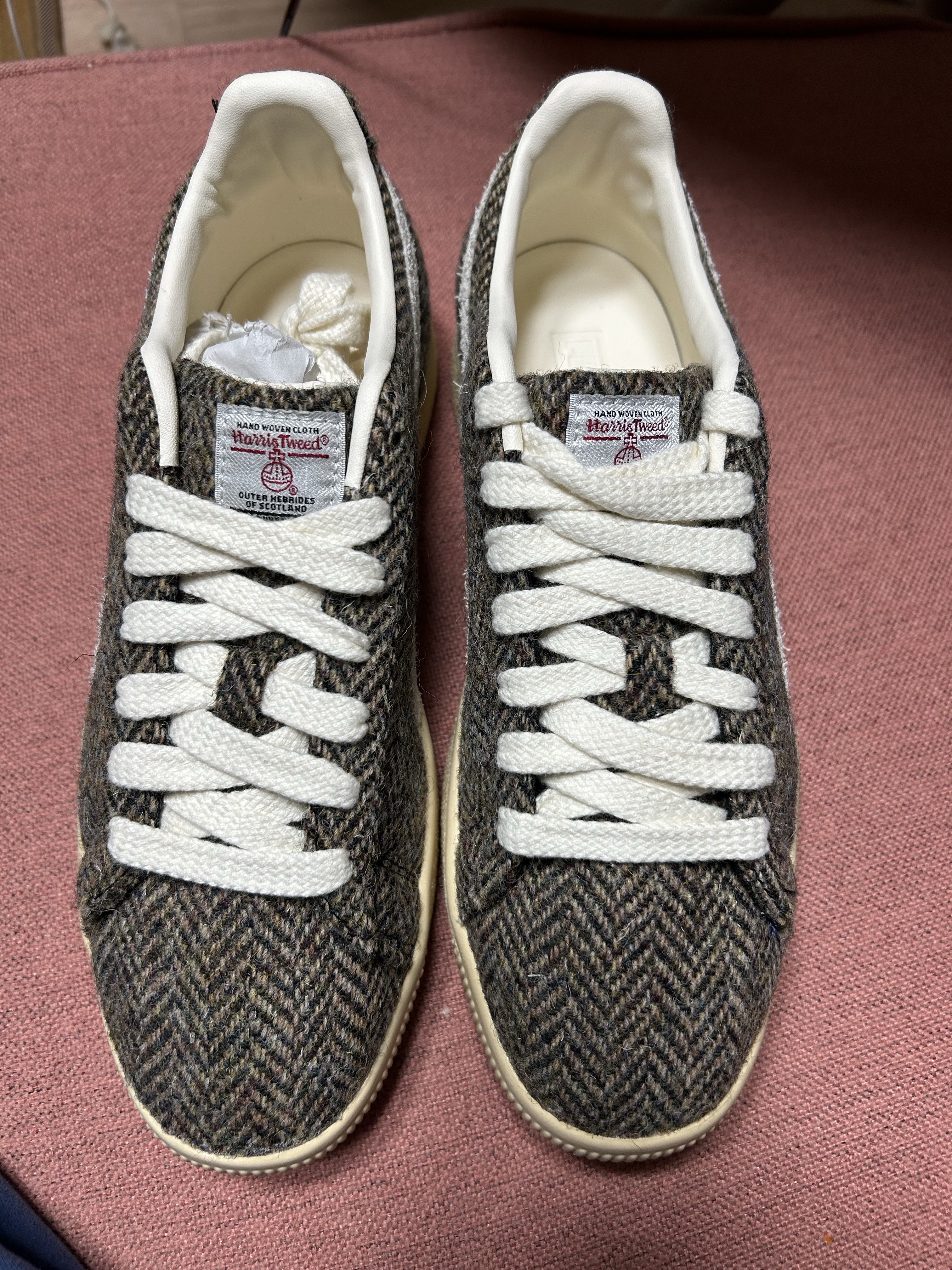 Puma Clyde Harris Tweed Chamomile Sugared Almond 착용 스타일