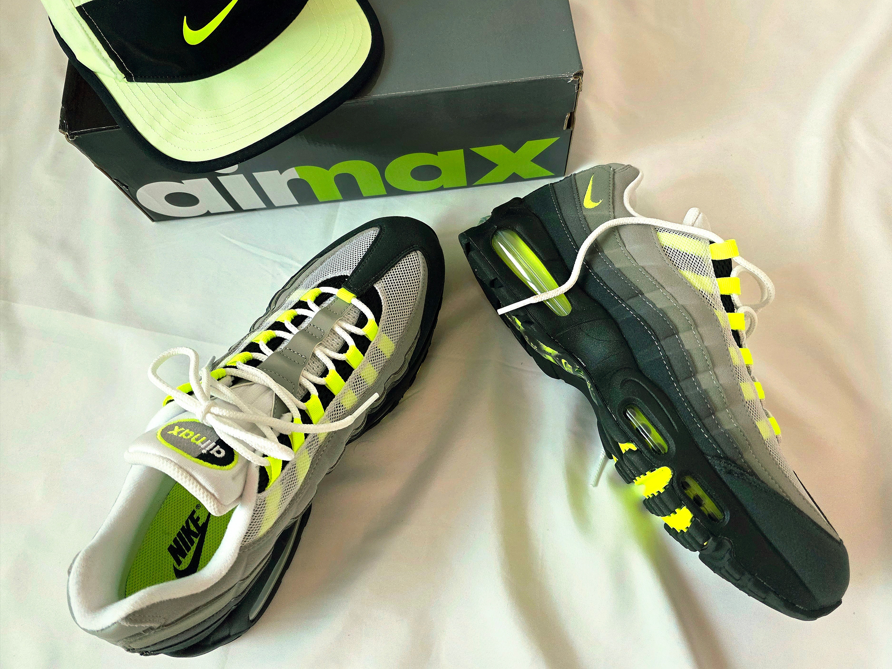 Nike Air Max 95 OG Neon 착용 스타일 - 5
