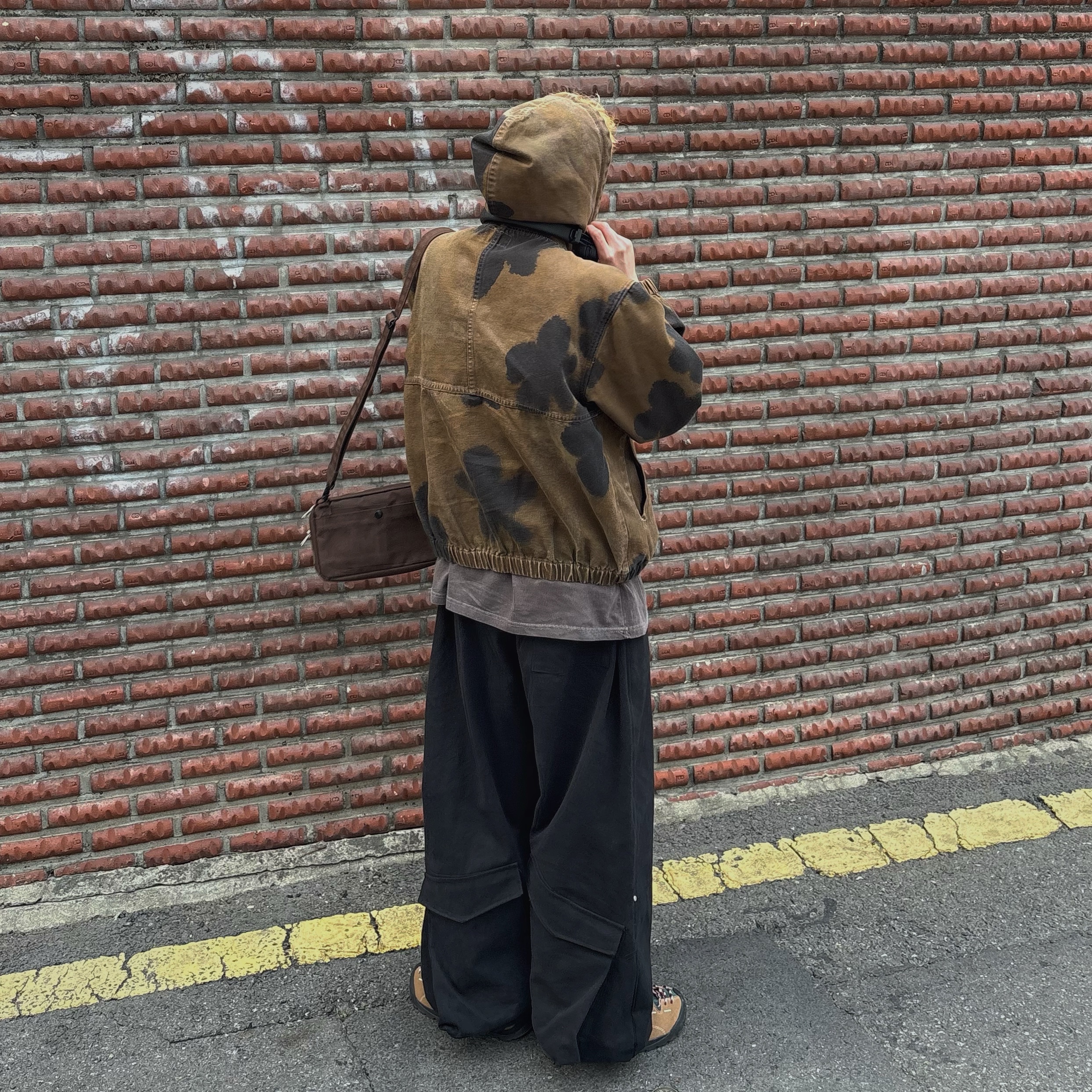 Porter Smoky 2Way Shoulder Bag Brown, Keen Jasper Sneakers Toasted Coconut 착용 스타일 - 2