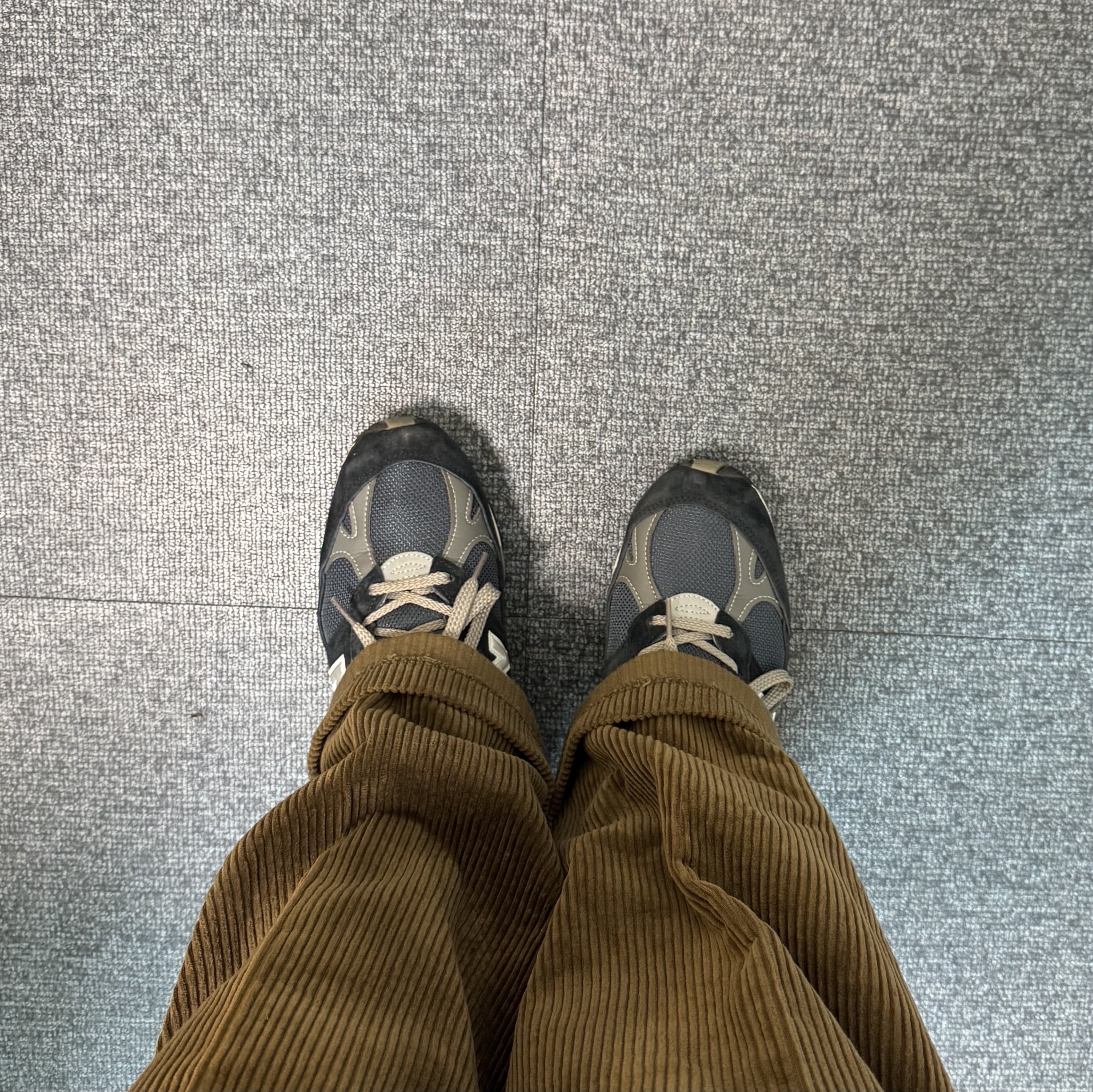 (W) New Balance 991 Made in UK Navy 착용 스타일 - 2