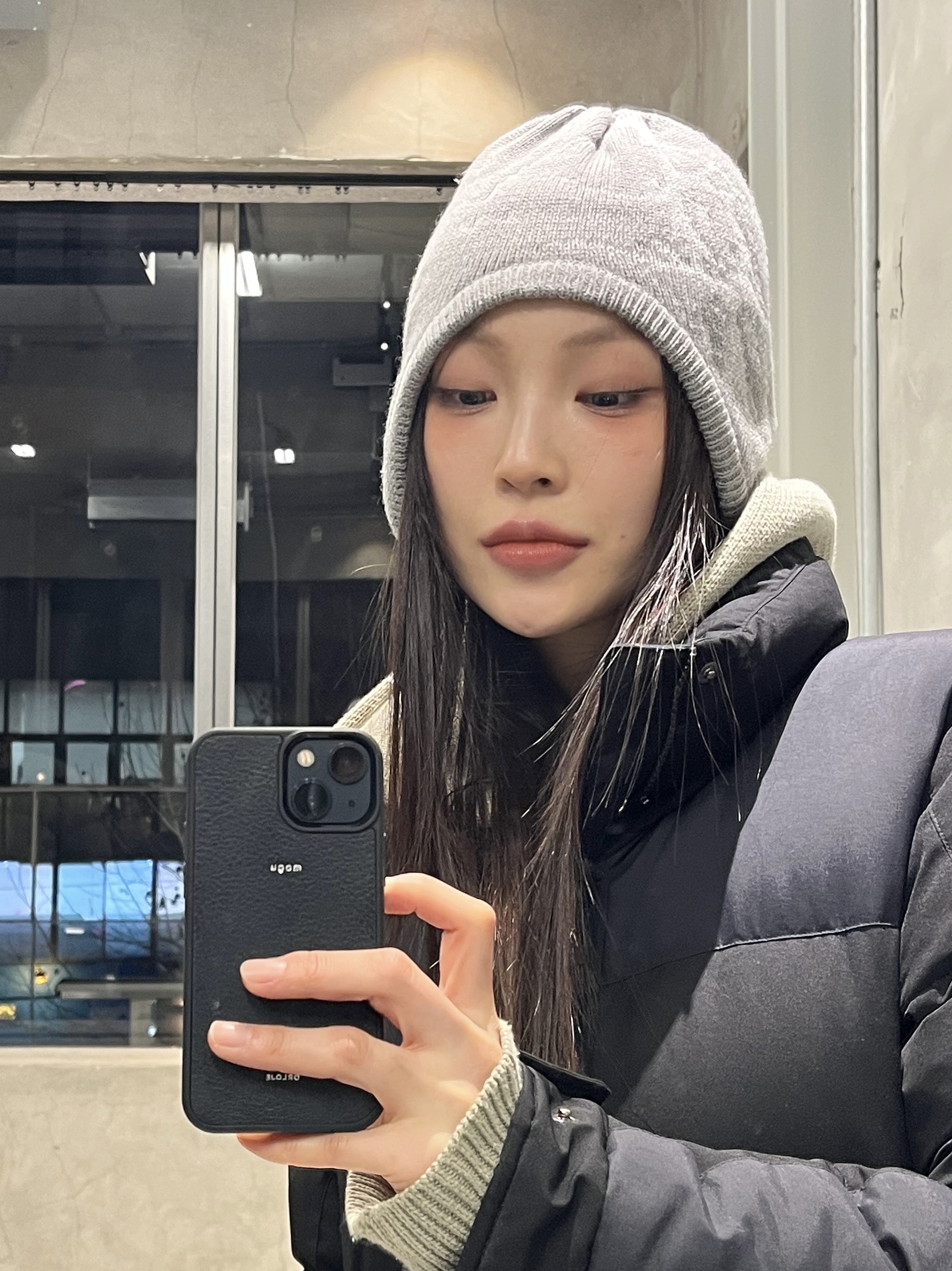 Sansan Gear Spike Ear Flap Beanie Grey 착용 스타일