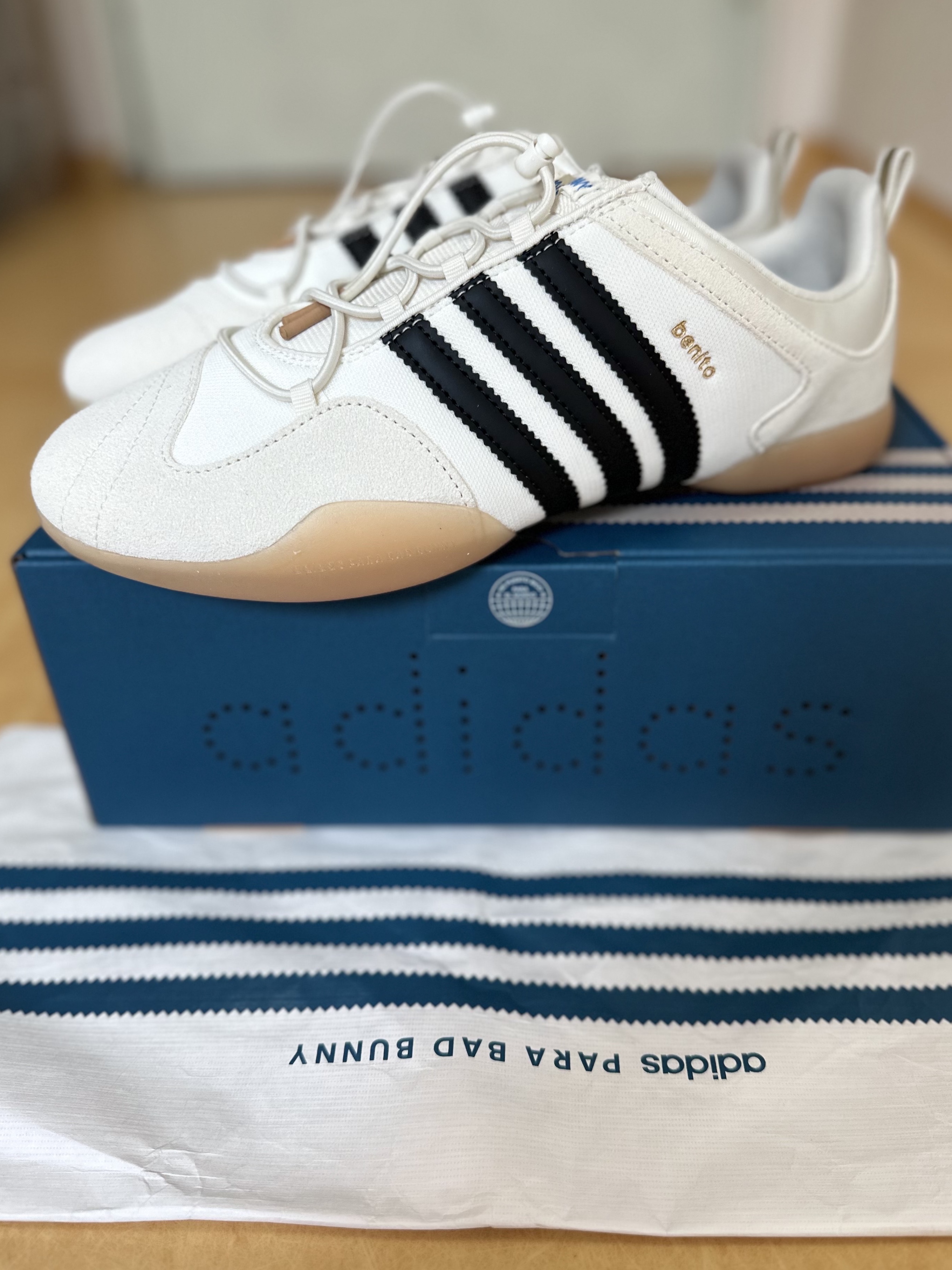 Adidas x Bad Bunny Ballerina Off White Core Black 착용 스타일