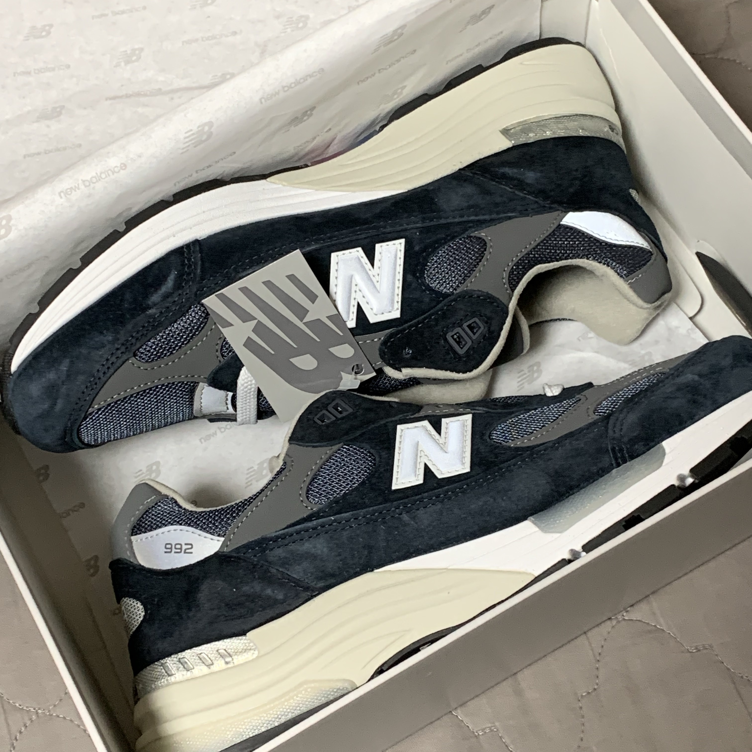 New Balance 992 Made in USA Core Navy, New Balance 992 Made in USA Navy 착용 스타일
