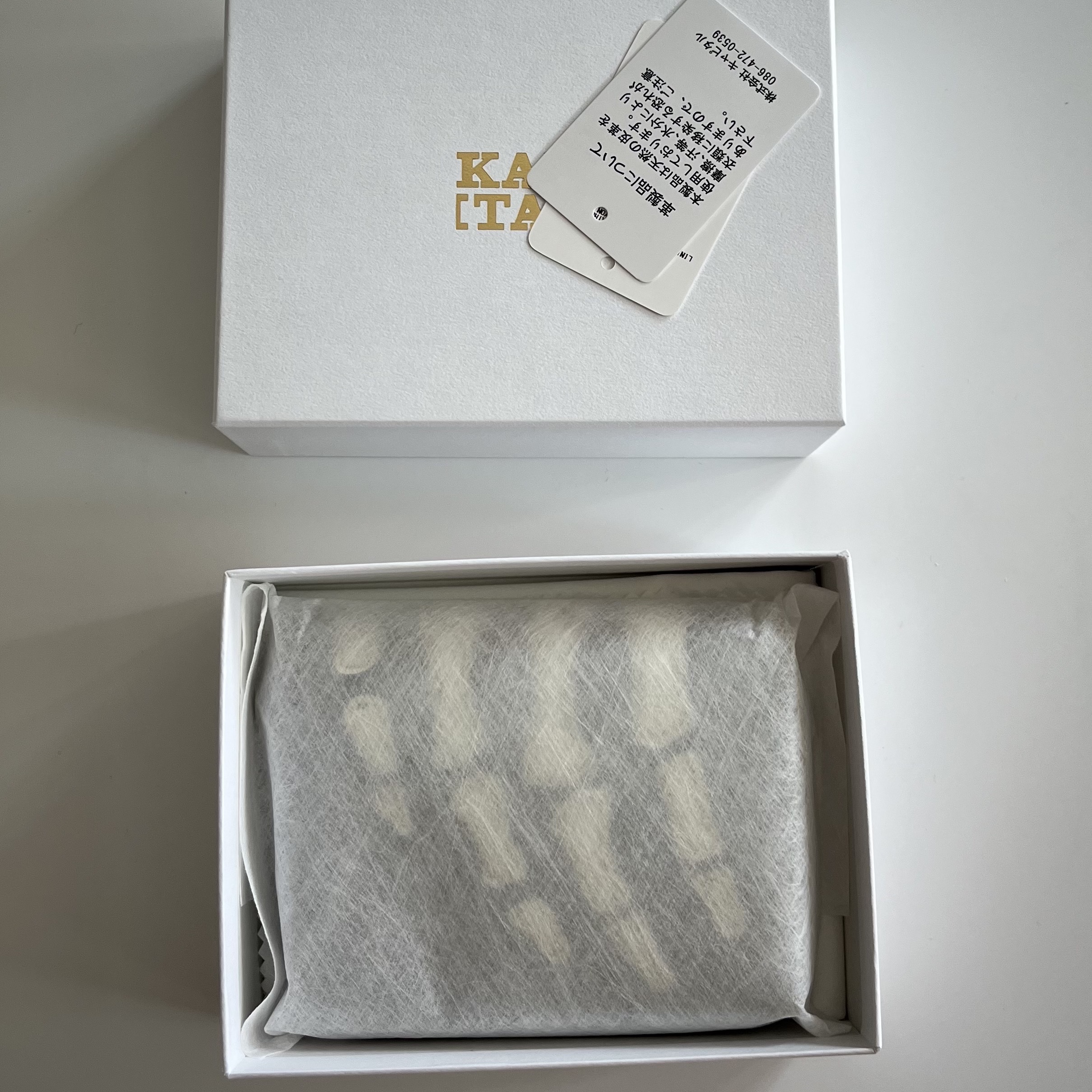 Kapital Thumbs Up Bone Hand Zip Mini Wallet Black, Kapital Thumbs Up Bone Hand Zip Mini Wallet Red 착용 스타일 - 10