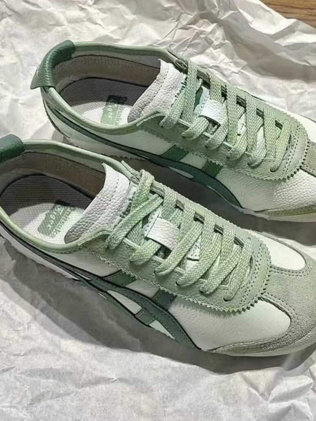 Onitsuka Tiger Mexico 66 Birch Green, Onitsuka Tiger Mexico 66 SD Cream Black 착용 스타일 - 6