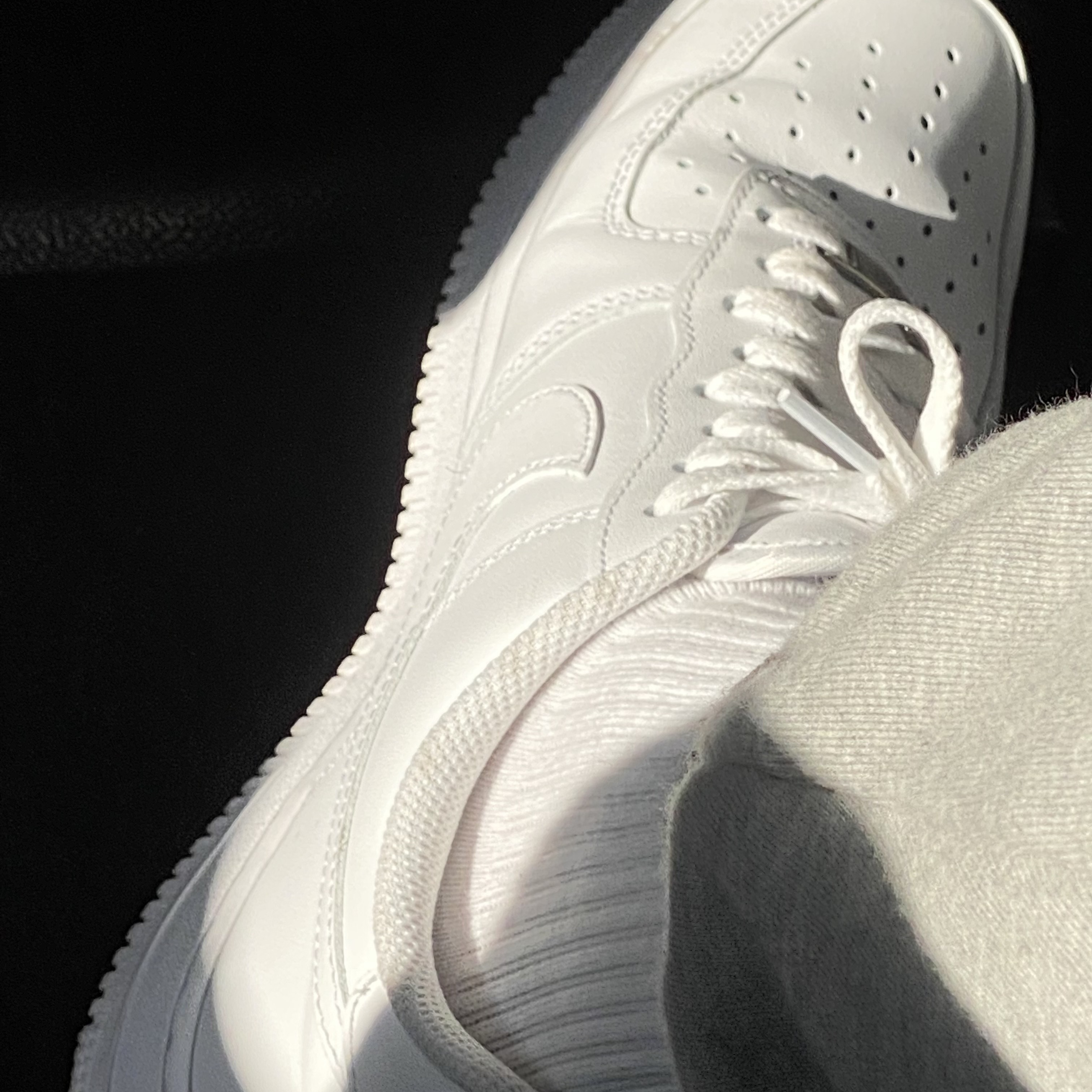 Nike Air Force 1 '07 Low White 착용 스타일