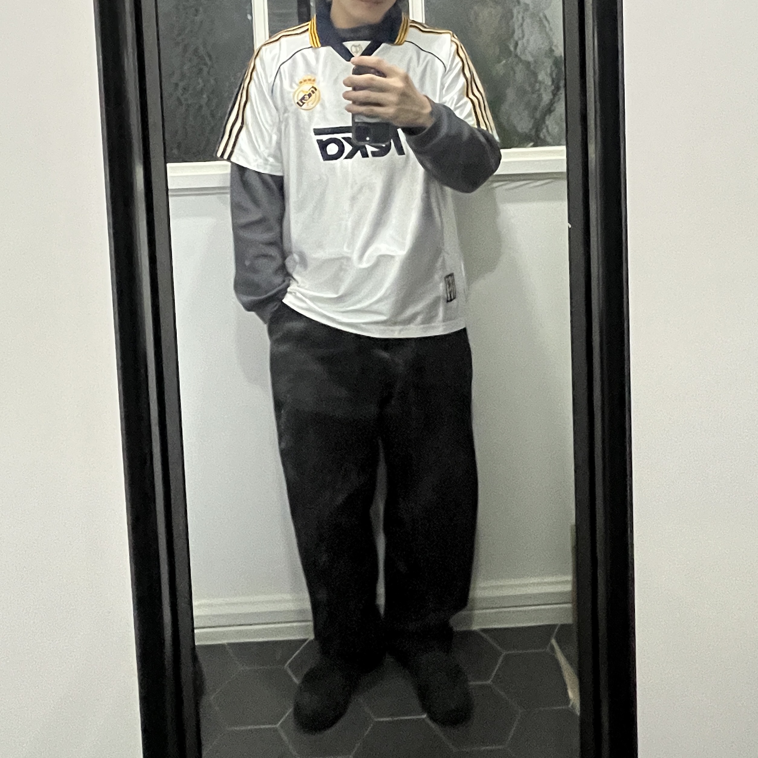 Adidas Real Madrid 99/00 Home Jersey White - US Sizing (Non Marking Ver.) 착용 스타일 - 1
