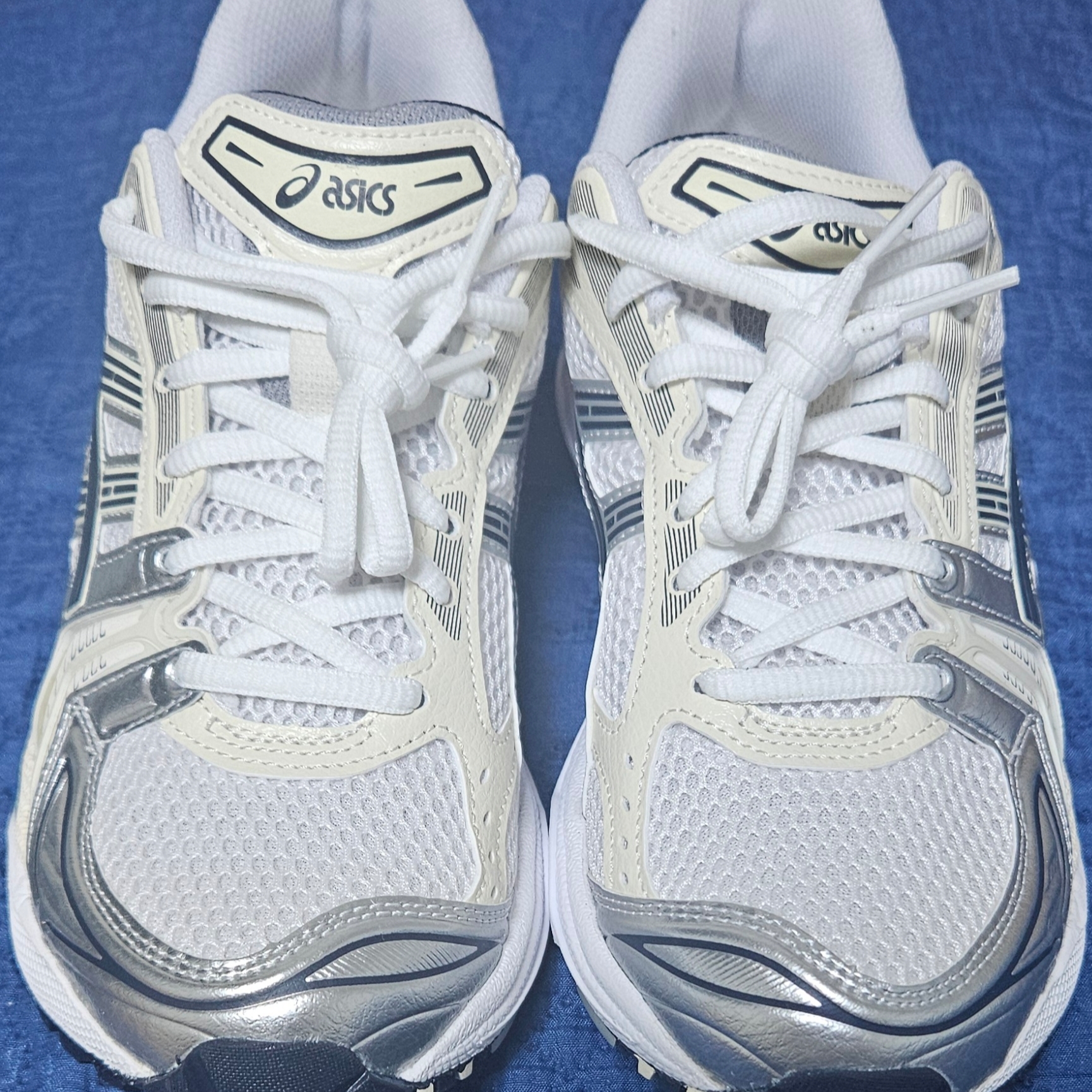 (W) Asics Gel-Kayano 14 White Midnight 착용 스타일 - 1