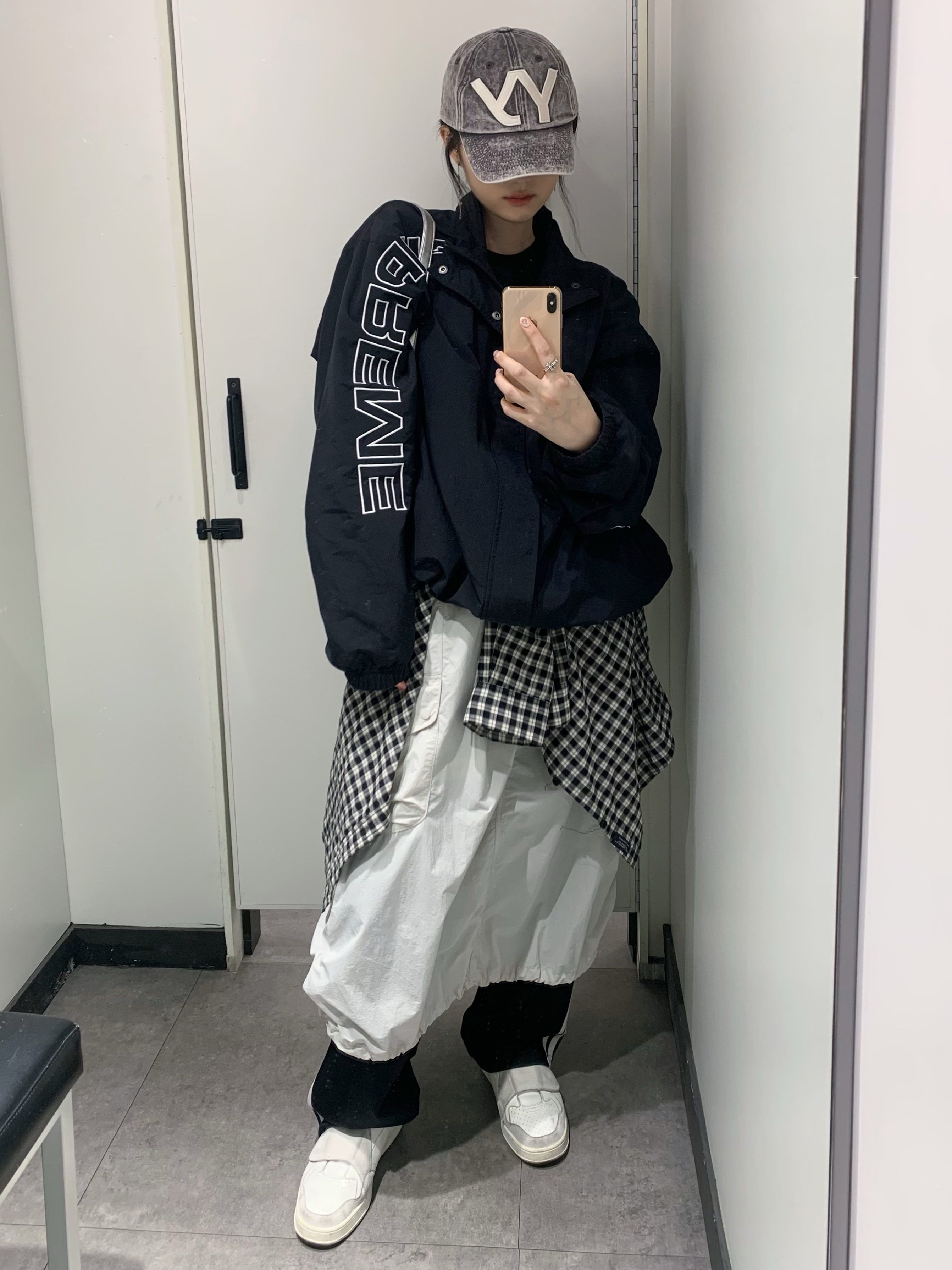 Open Yy Cotton Ball Cap Brown, Supreme Spellout Embroidered Track Jacket Black - 23FW 착용 스타일