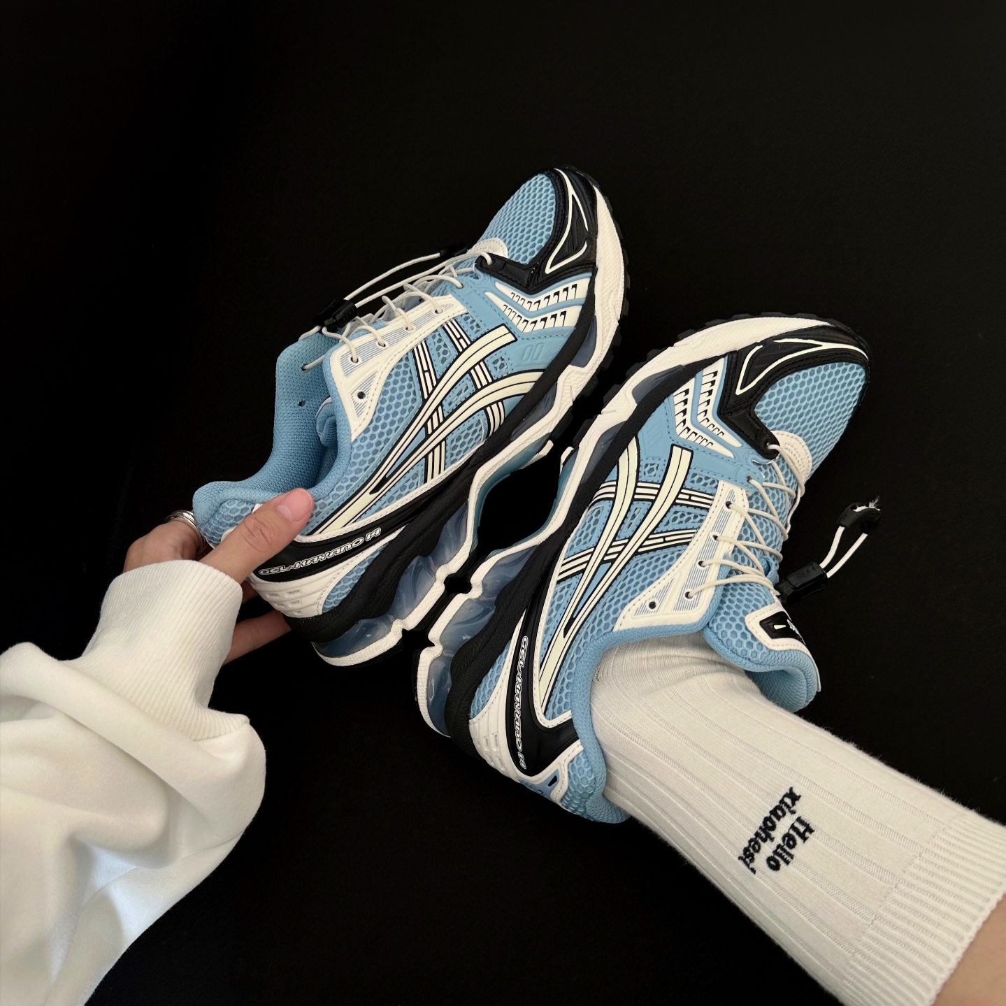 Asics Unlimited Gel-Kayano 14 Mist Cream 착용 스타일 - 3