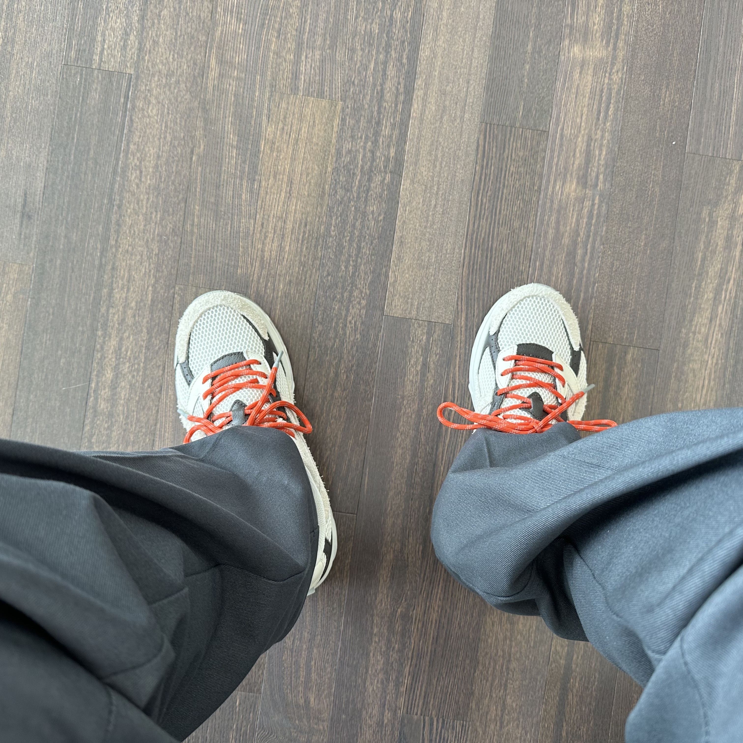 Asics x Hal Studios Gel-1130 MK-III Glacier 착용 스타일