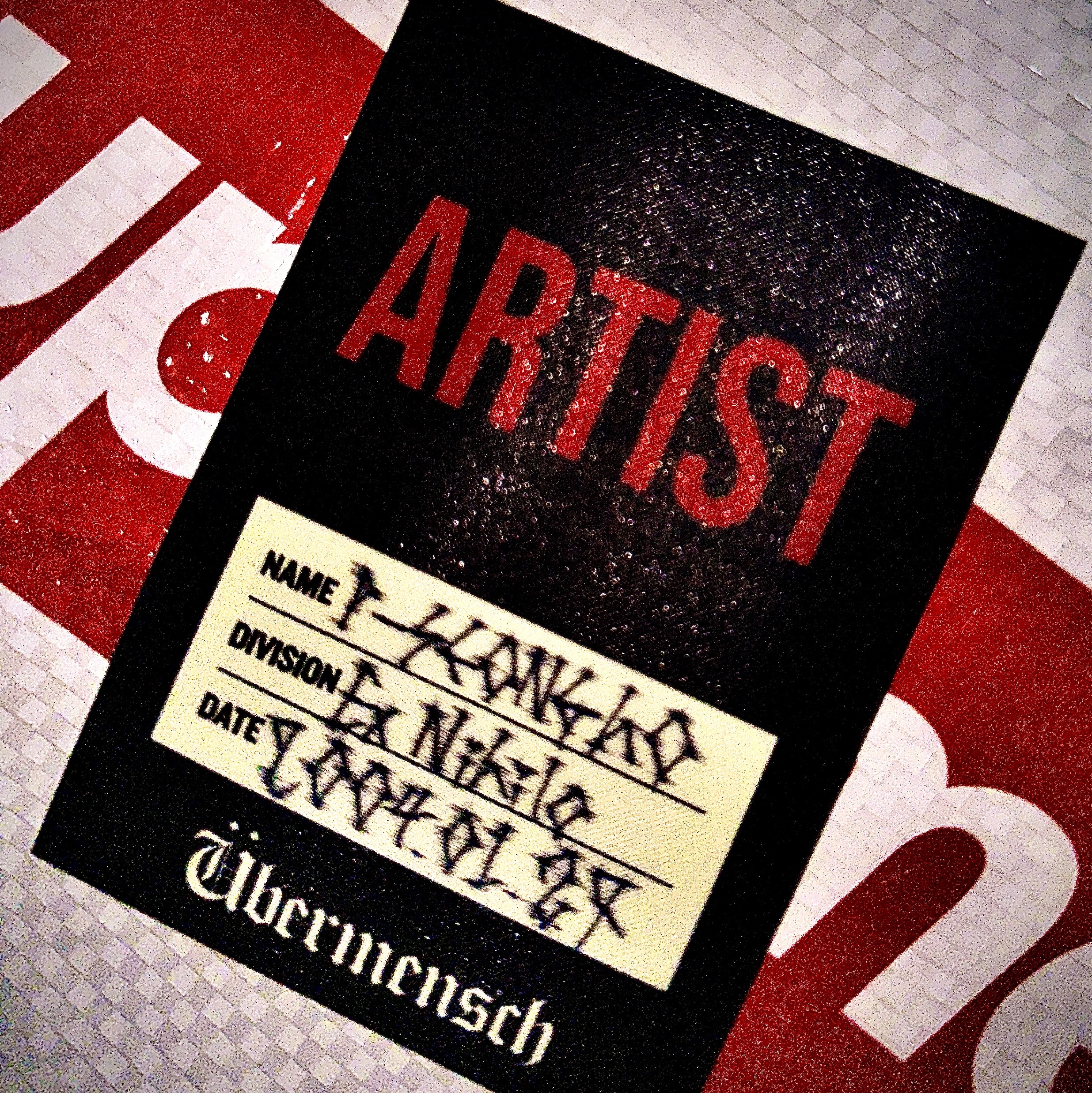 G-DRAGON Ubermensch Staff Sticker Pack 착용 스타일