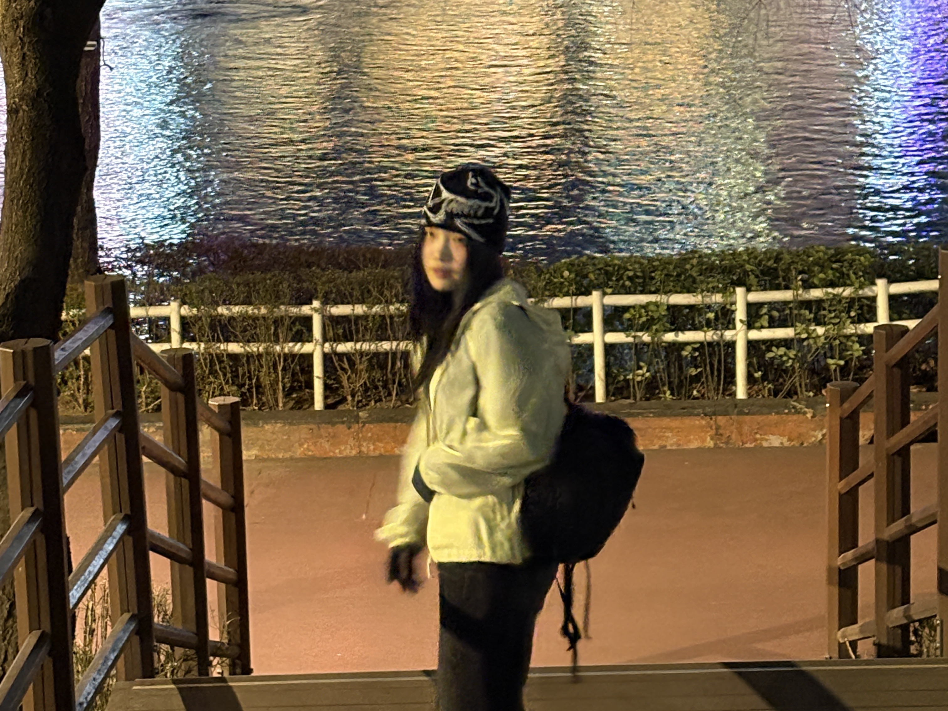 Arc'teryx Bird Head Toque Orca 착용 스타일